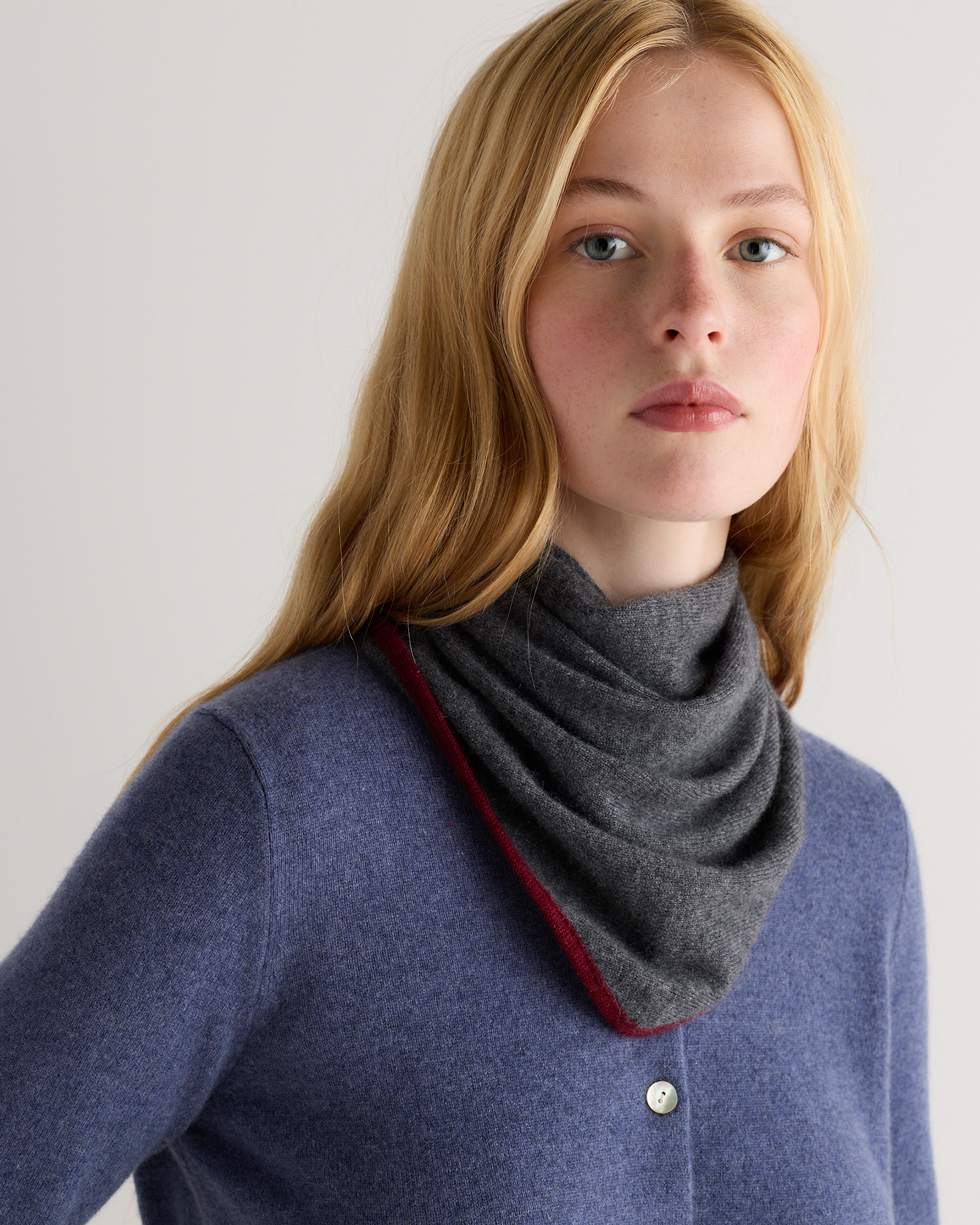 Mongolian Cashmere Triangle Scarf - thumbnail 3