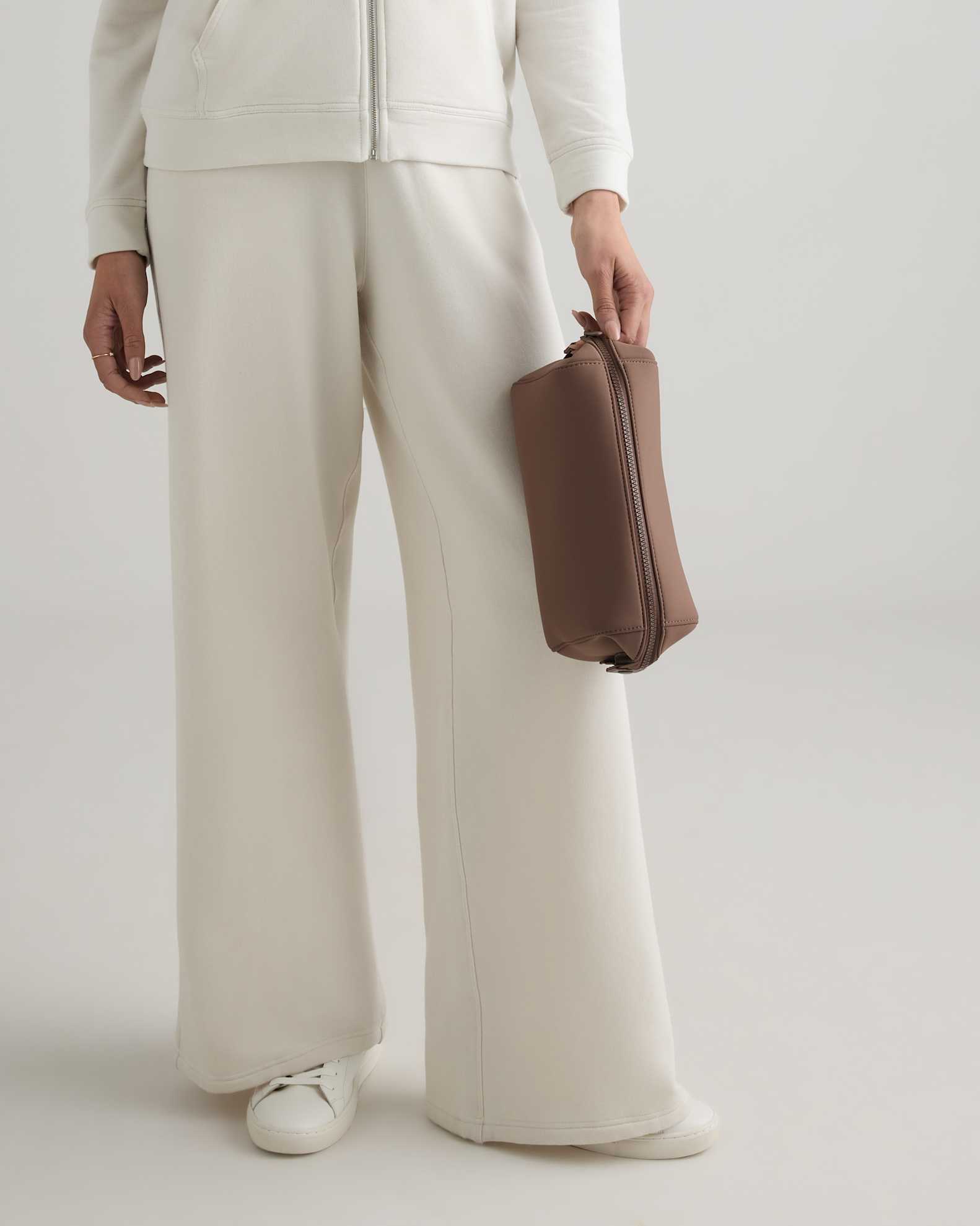 All-Day Neoprene Belt Bag