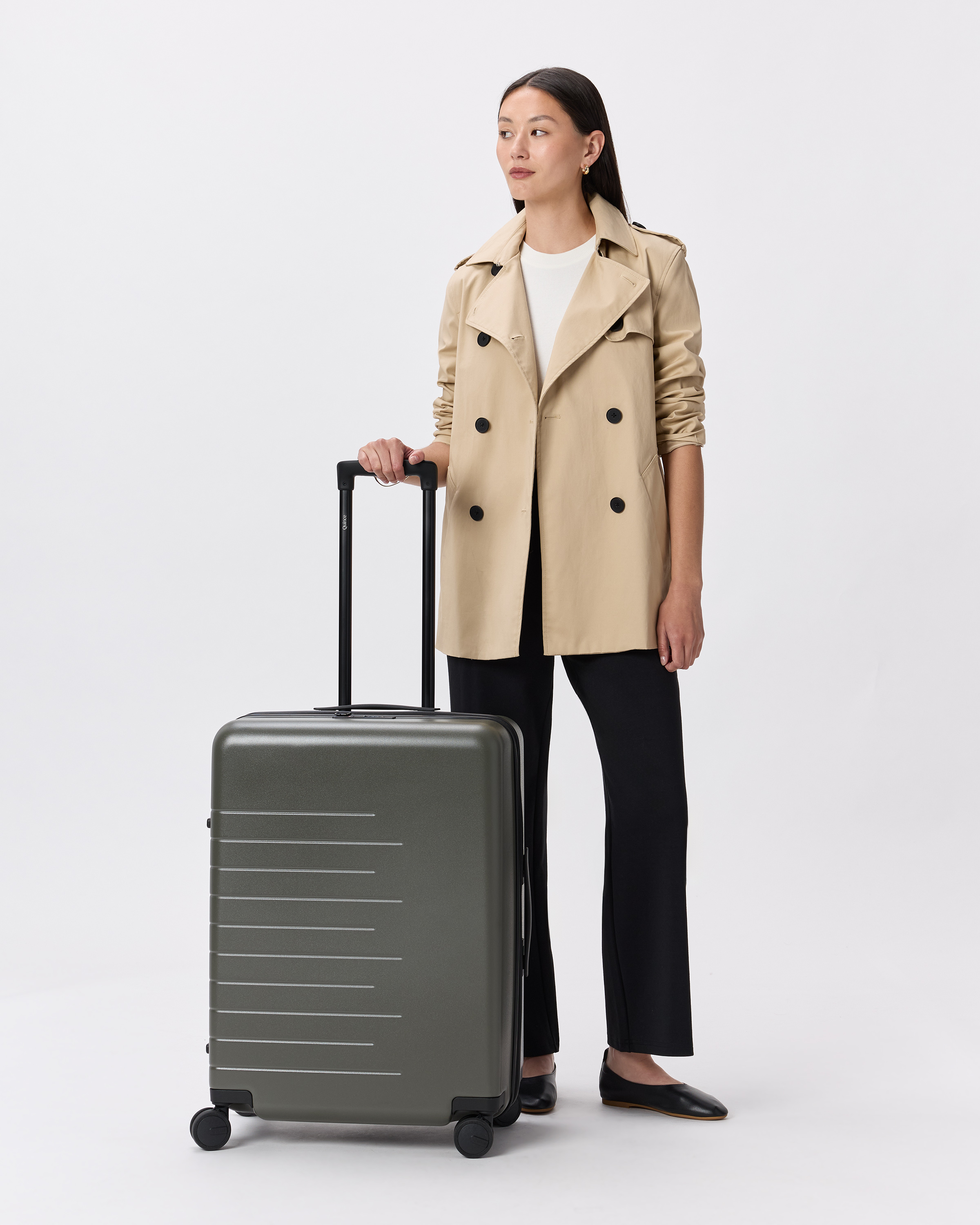 Expandable Medium Check-In Suitcase in Olive