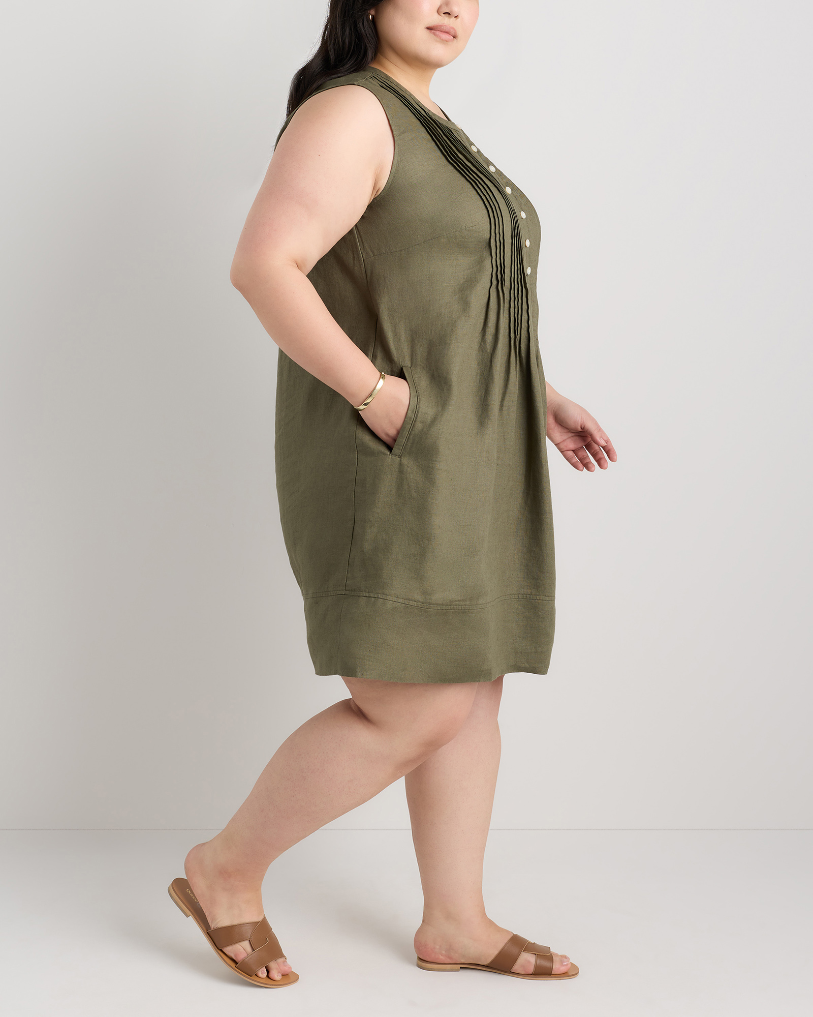 Quince Women's Sleeveless Swing Dress in Black, Size 3X, 100% European Linen, Eco-Conscious, Breathable Material with Pleat Detailing