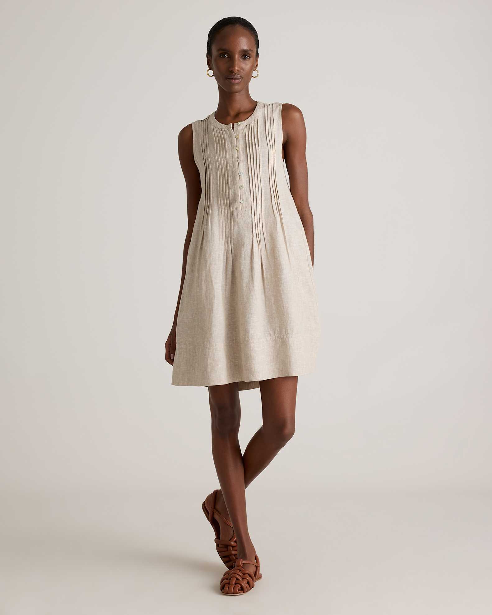 quince linen dress The perfect white does exist, and @jacylenore found it. Meet your peak summer must-have, our 100% European Scoop Neck Midi Dress. Back in stock but not for long, in Ideal for the eco Quince Women's Sleeveless Swing Dress,
