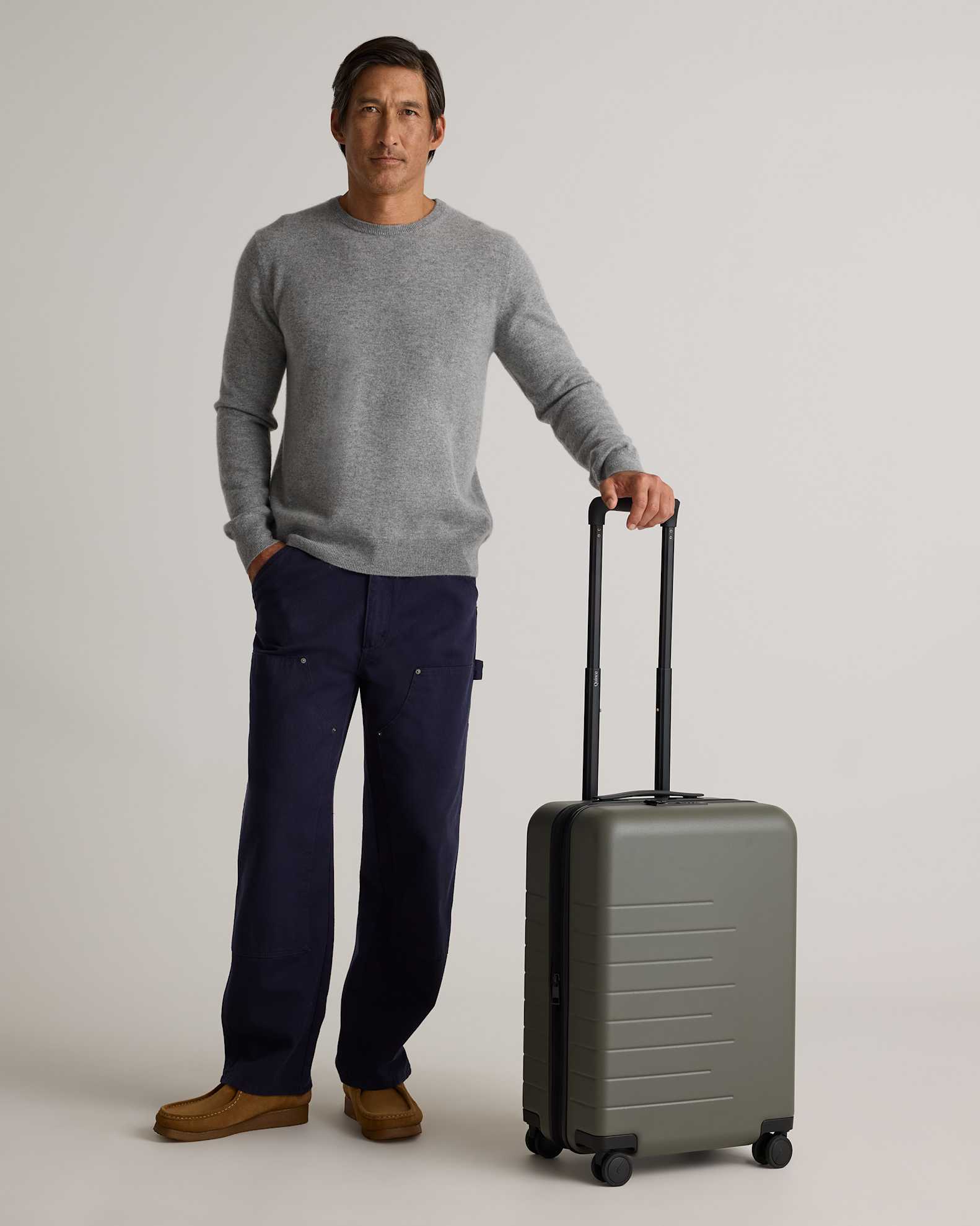 Expandable Carry-On Hard Shell Suitcase - 21"