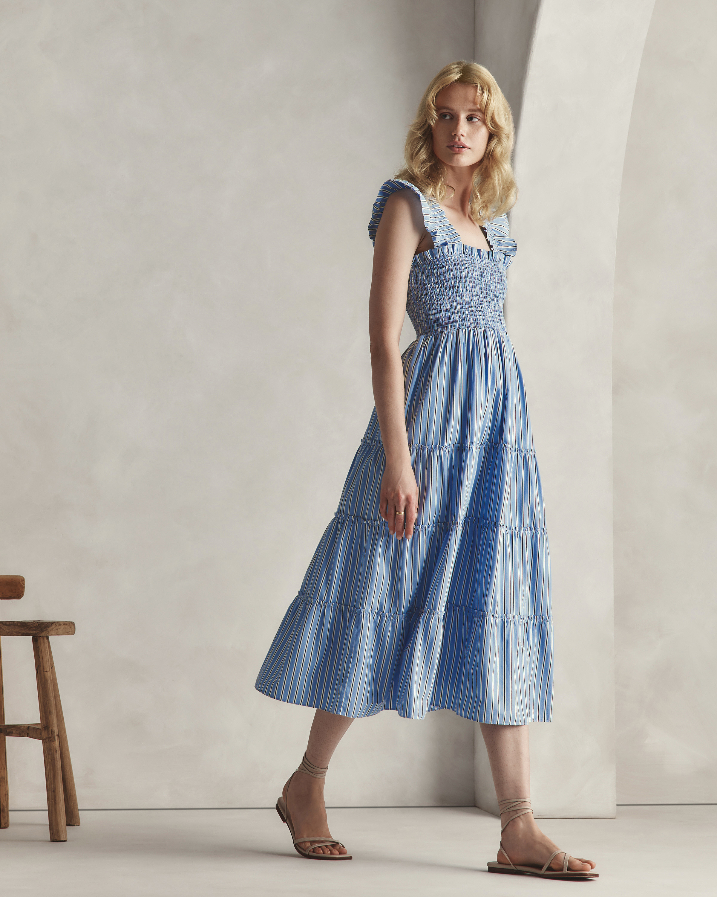 white christmas dresses Women's Drifting with The Wind Blue Tropical Print Midi Dress | Size: M main image 1