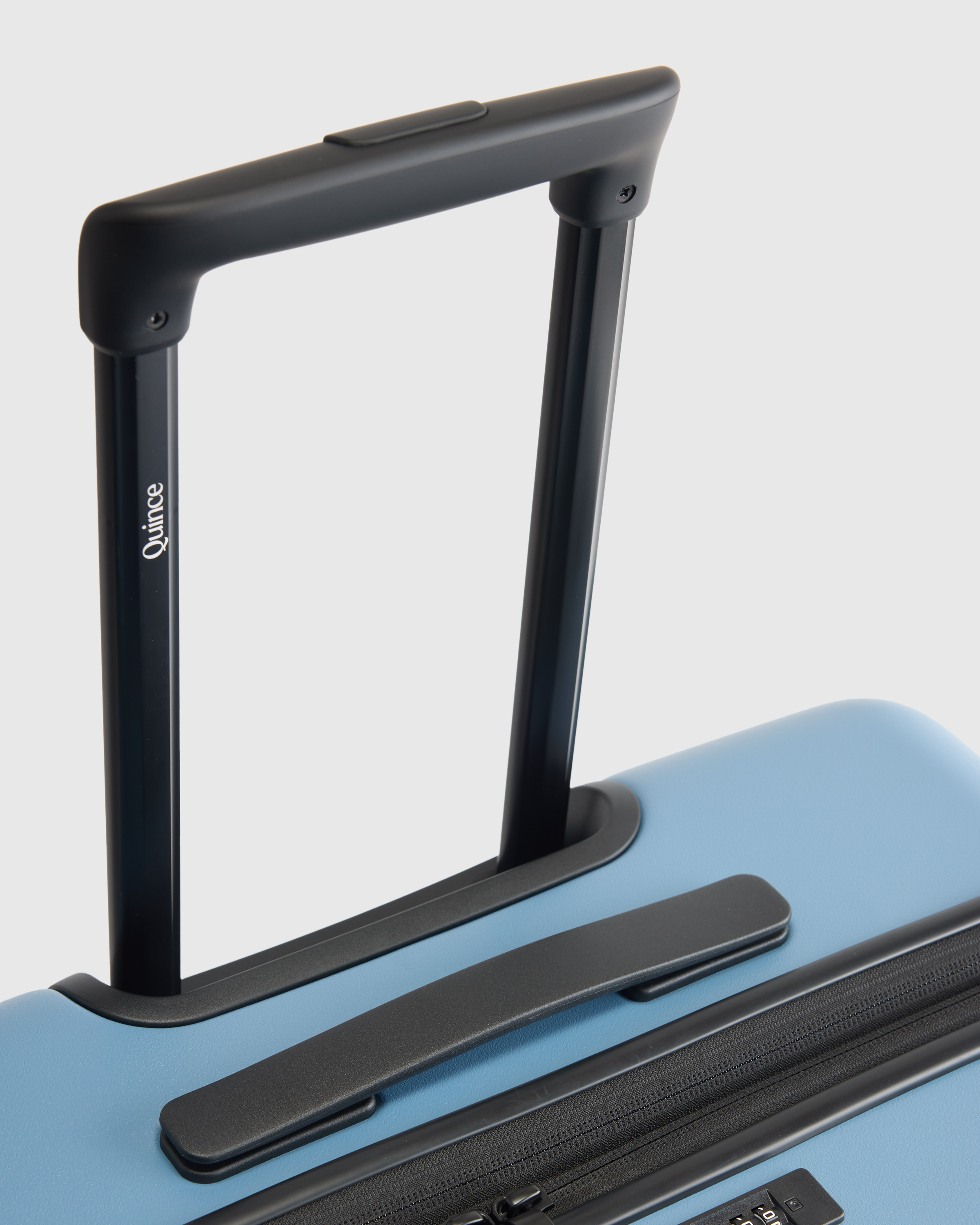 Expandable Medium Check-In Suitcase in Blue