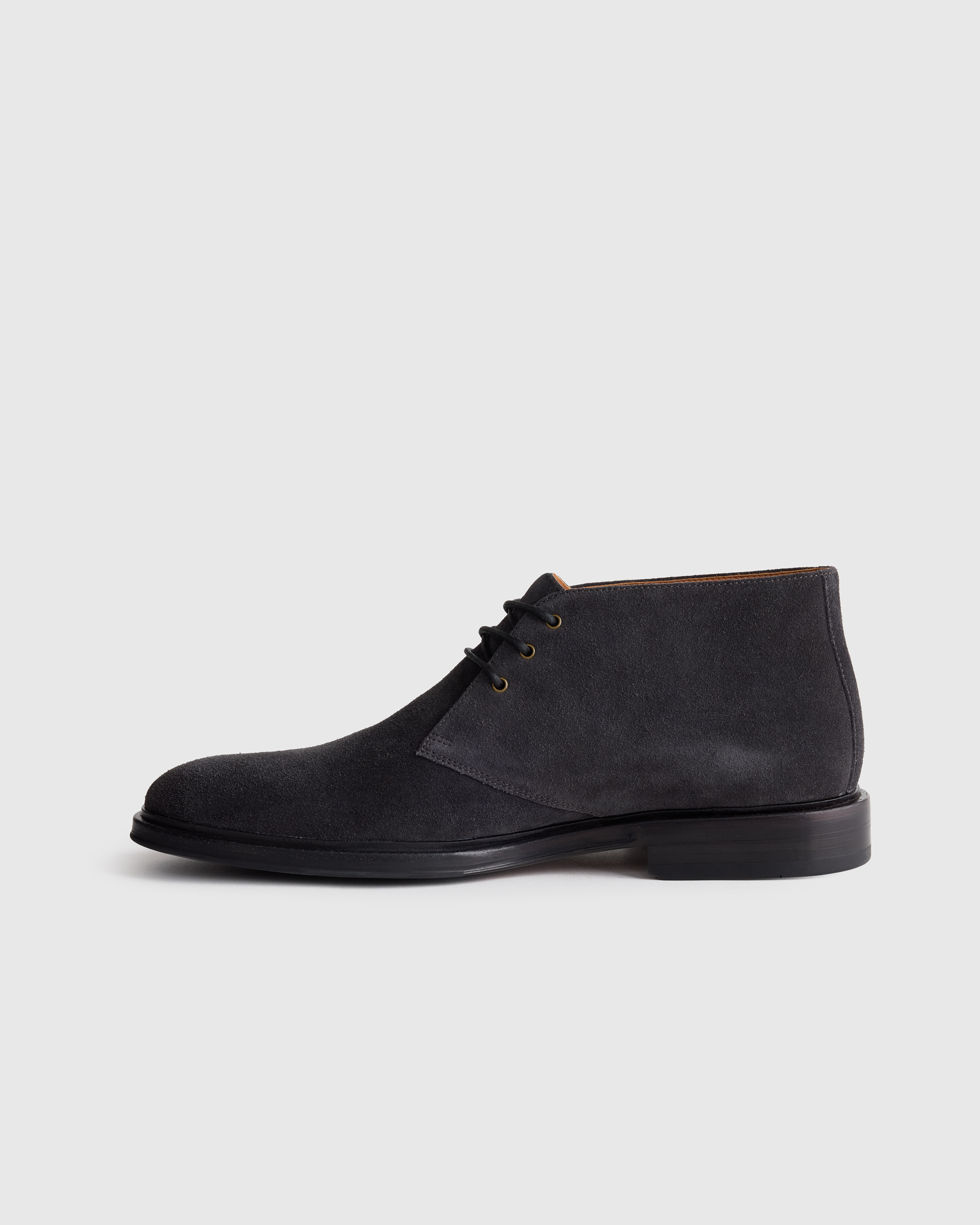Heritage Suede Chukka Boot in Charcoal display picture 1