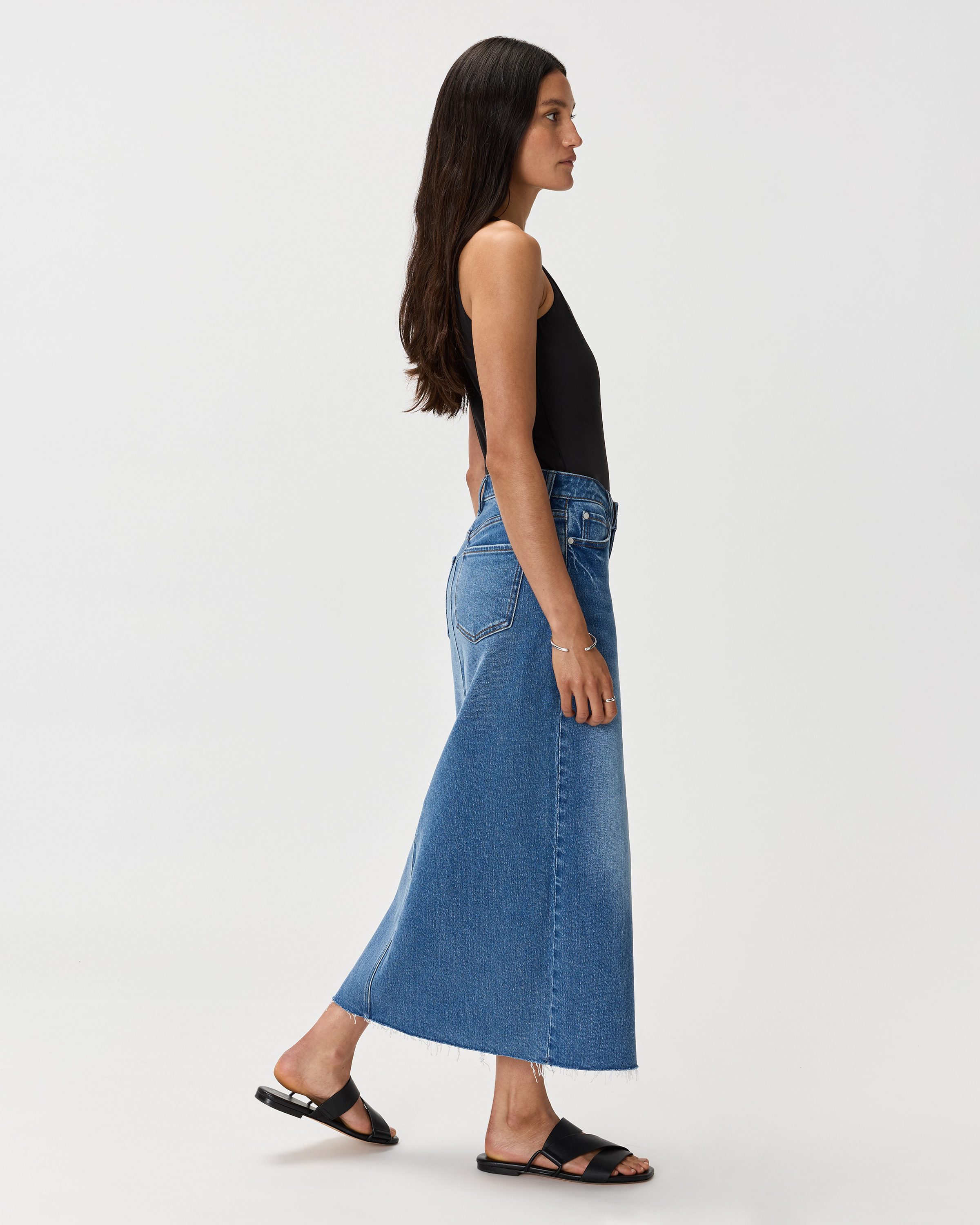 【BAON】Kenco Stitch Pintuck Denim Midi Skirt Janeve Midi Skirt - Front Split Denim Skirt in Dark Blue