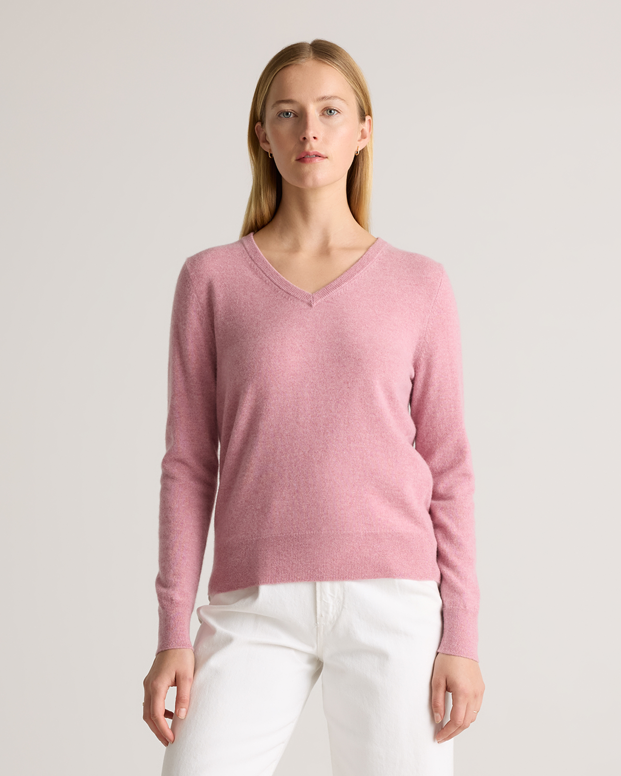 Mauve Mist Pull à col en V en cachemire de Mongolie
