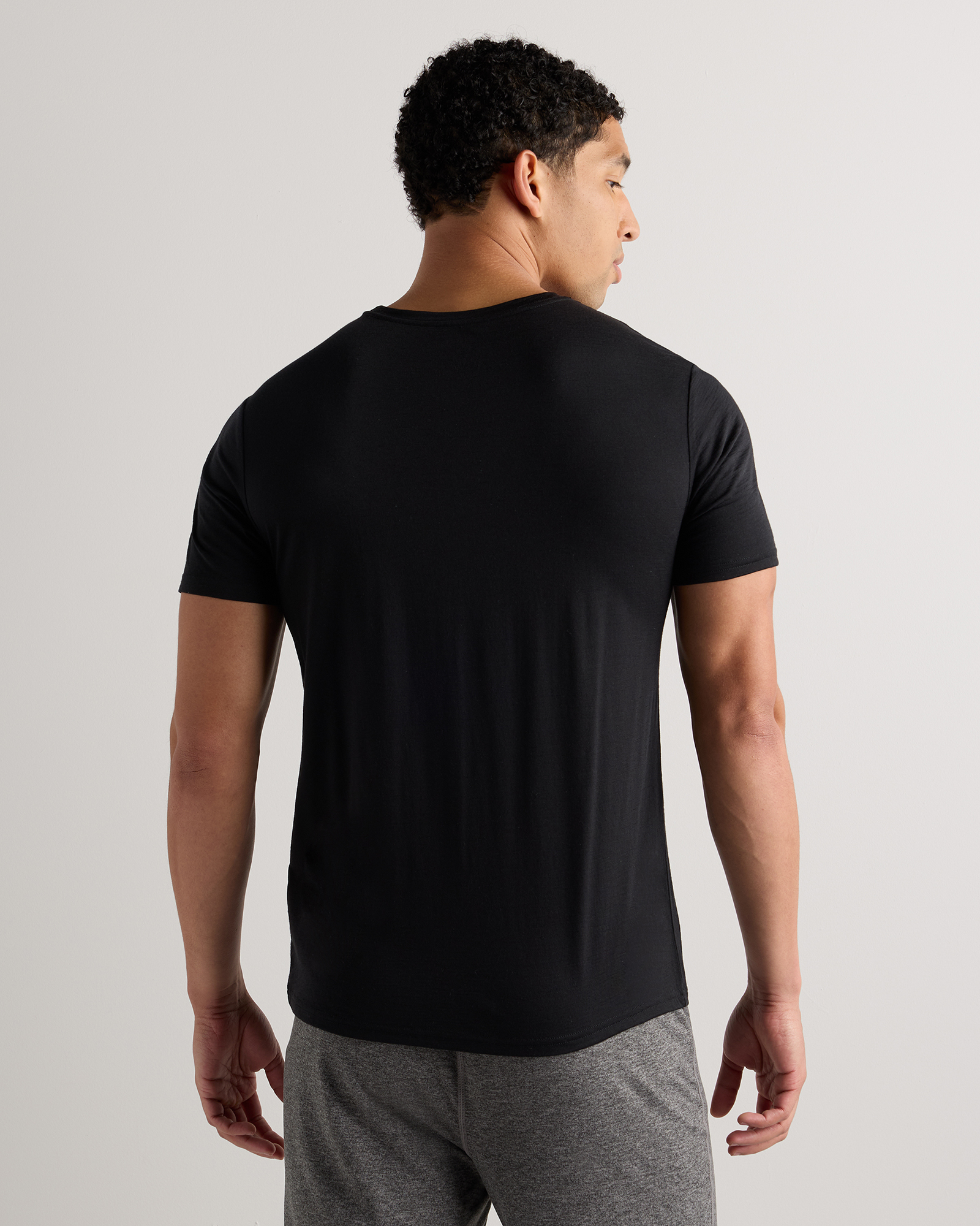 ONC MERINO SHORT SLEEVE TEE BLACK サイズ3 100% Merino Wool All-Season Short Sleeve Base Layer Tee in Black
