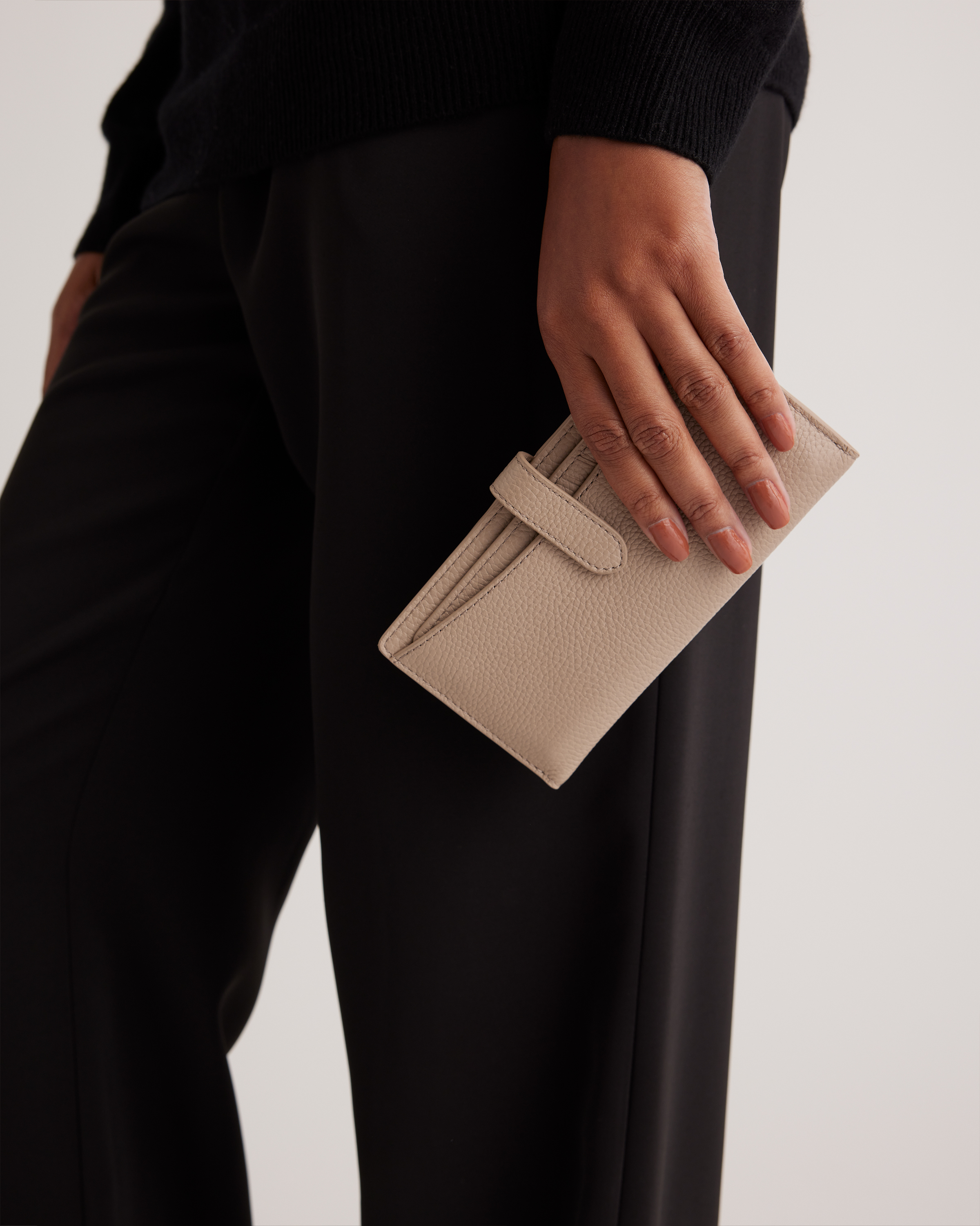 Robyn Bifold 2-in-1 Wallet - thumbnail 8