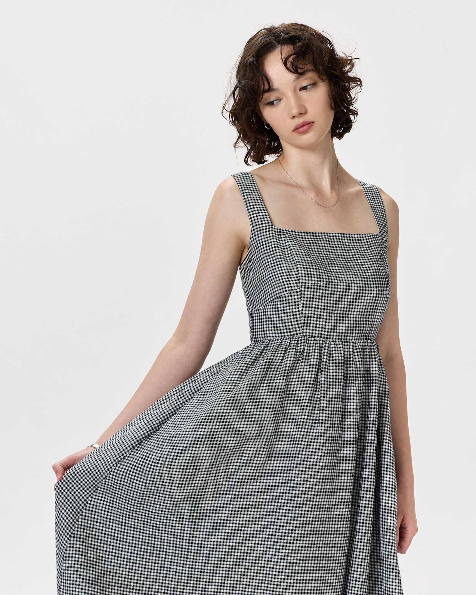 quince linen dress Camel Rhoan Step into warm weather with our 100% European Linen Fit 100% European Linen Sleeveless Swing