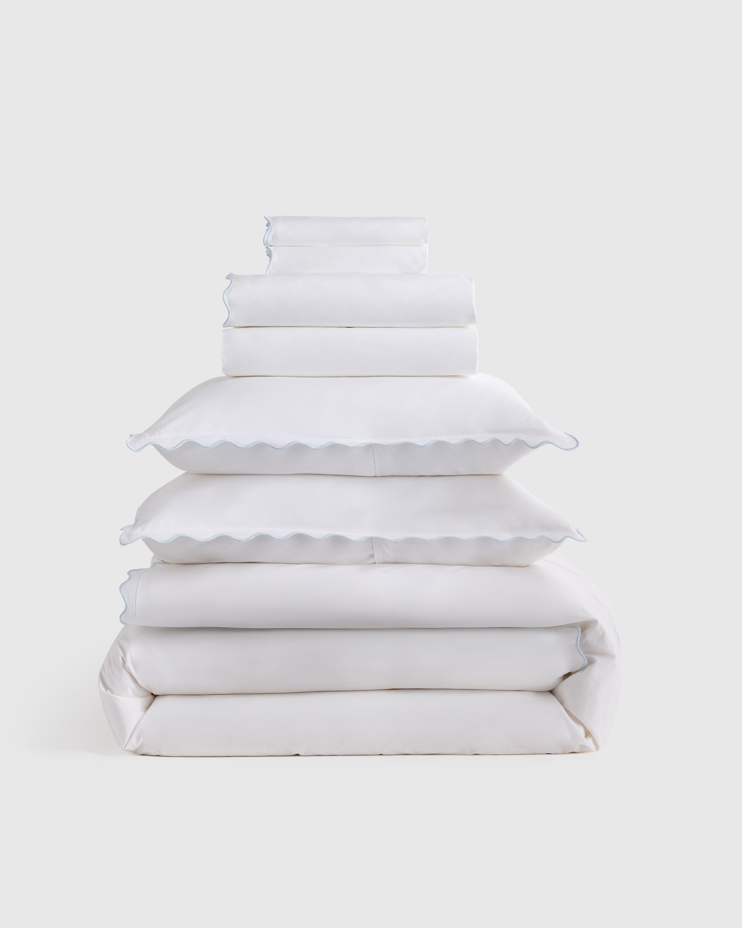 White/Mist Classic Organic Percale Scallop Deluxe Bedding Bundle