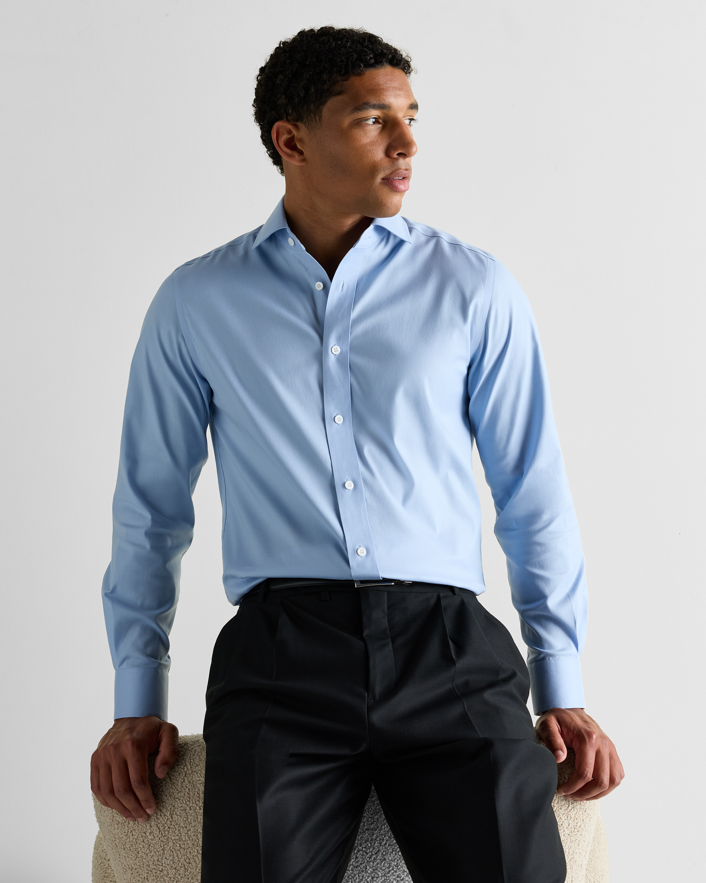 Camicia Oxford a Maniche Lunghe da Uomo, Colletto e Tasca con Bottoni, Weekender da Lavoro Casual in Stile Inglese. The English Oxford di Janeo British Apparel. (Plain Red, SM