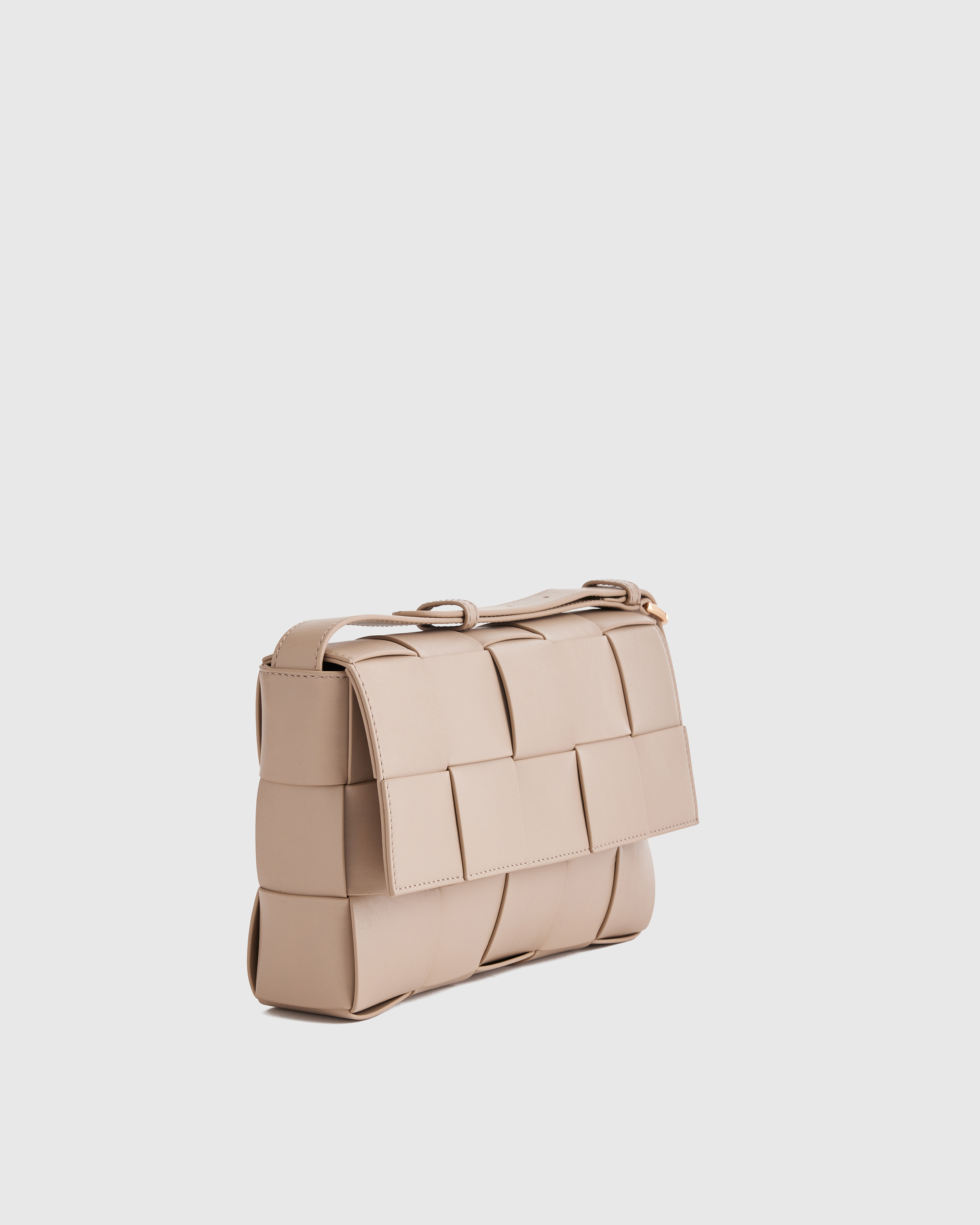 Italian Leather Handwoven Flap Crossbody - Thumbnail 4