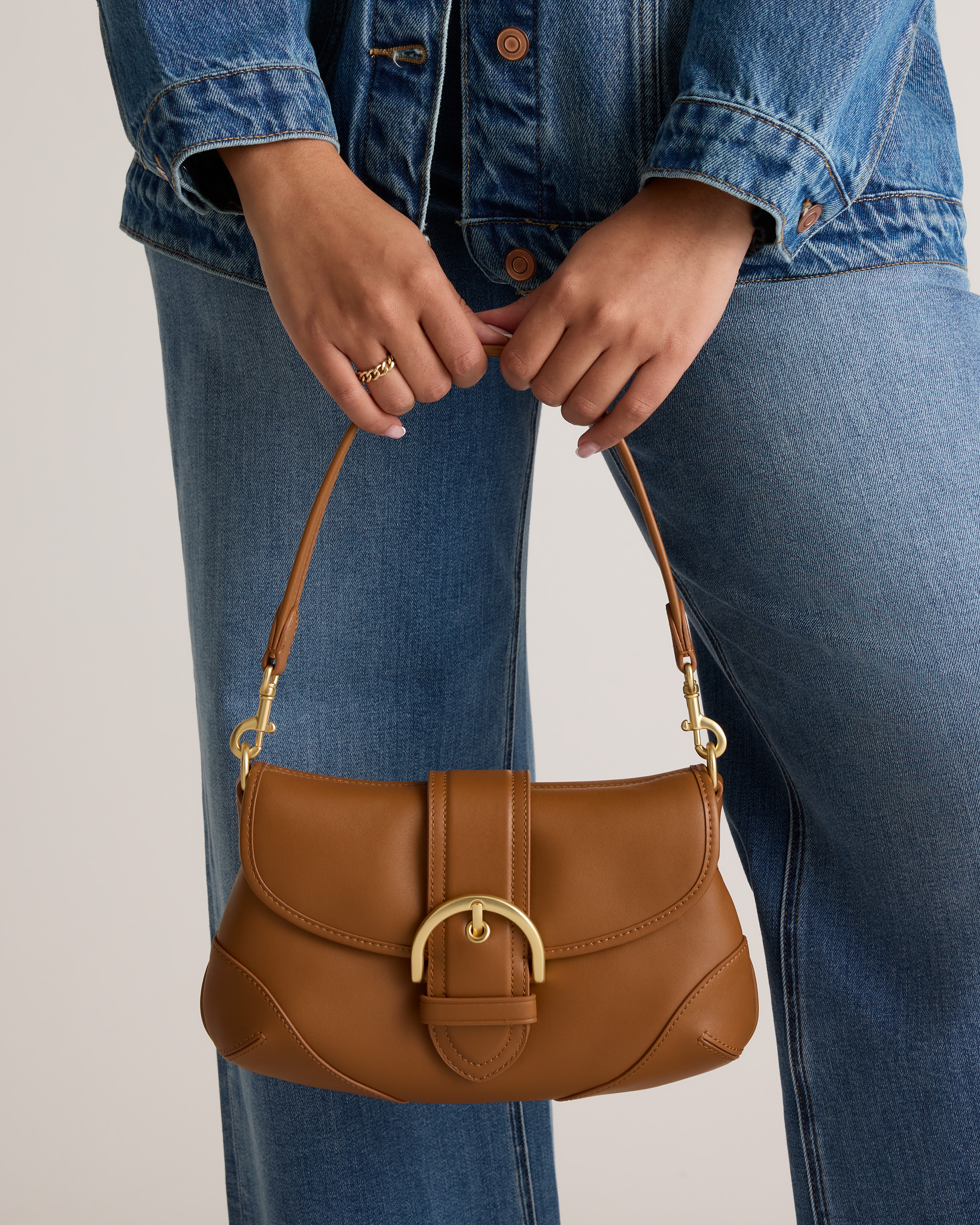 Italian Leather Buckle Detail Shoulder Bag in Cognac display picture 1