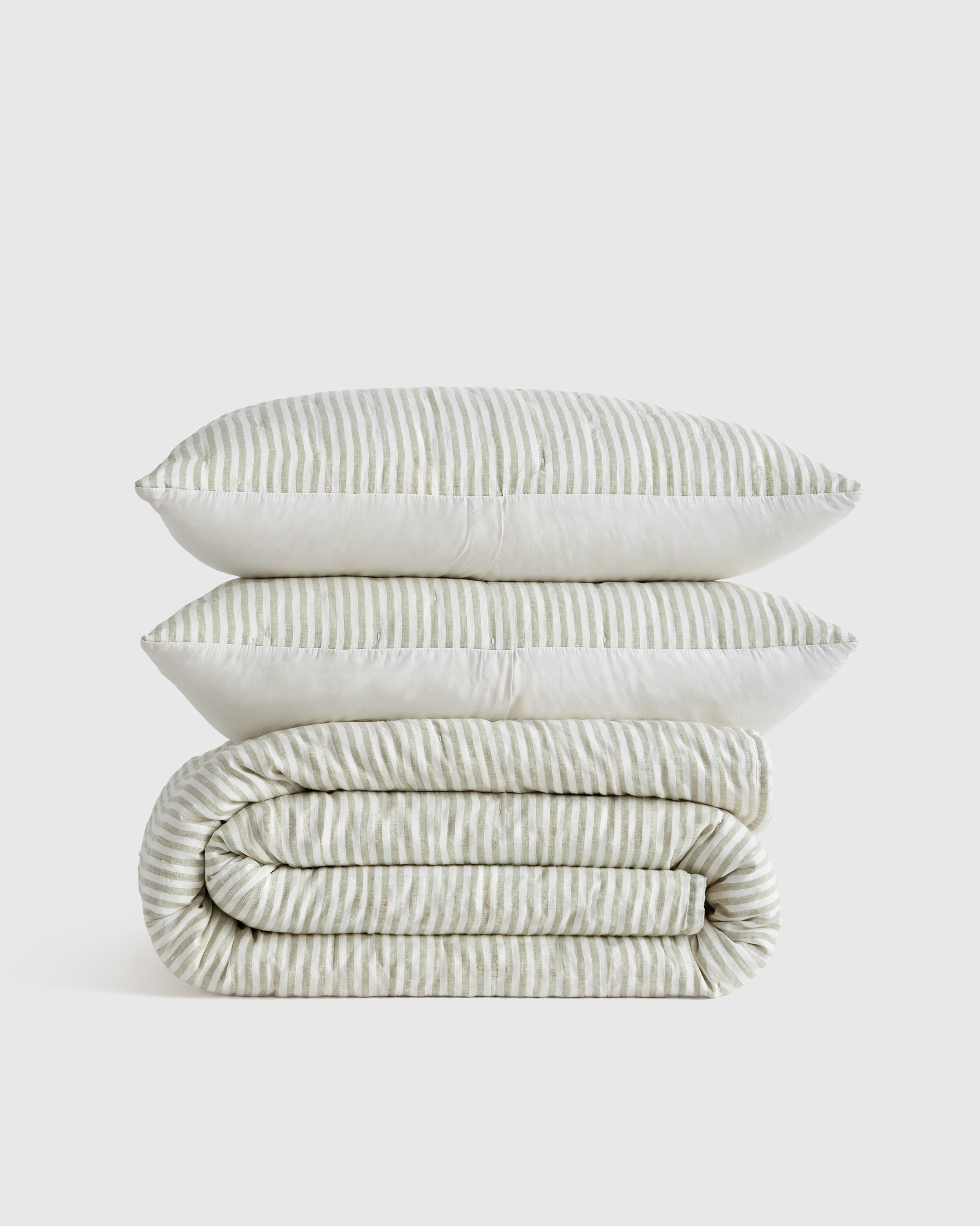 Willowleaf/White Stripe European Linen Patterned Quilt Set