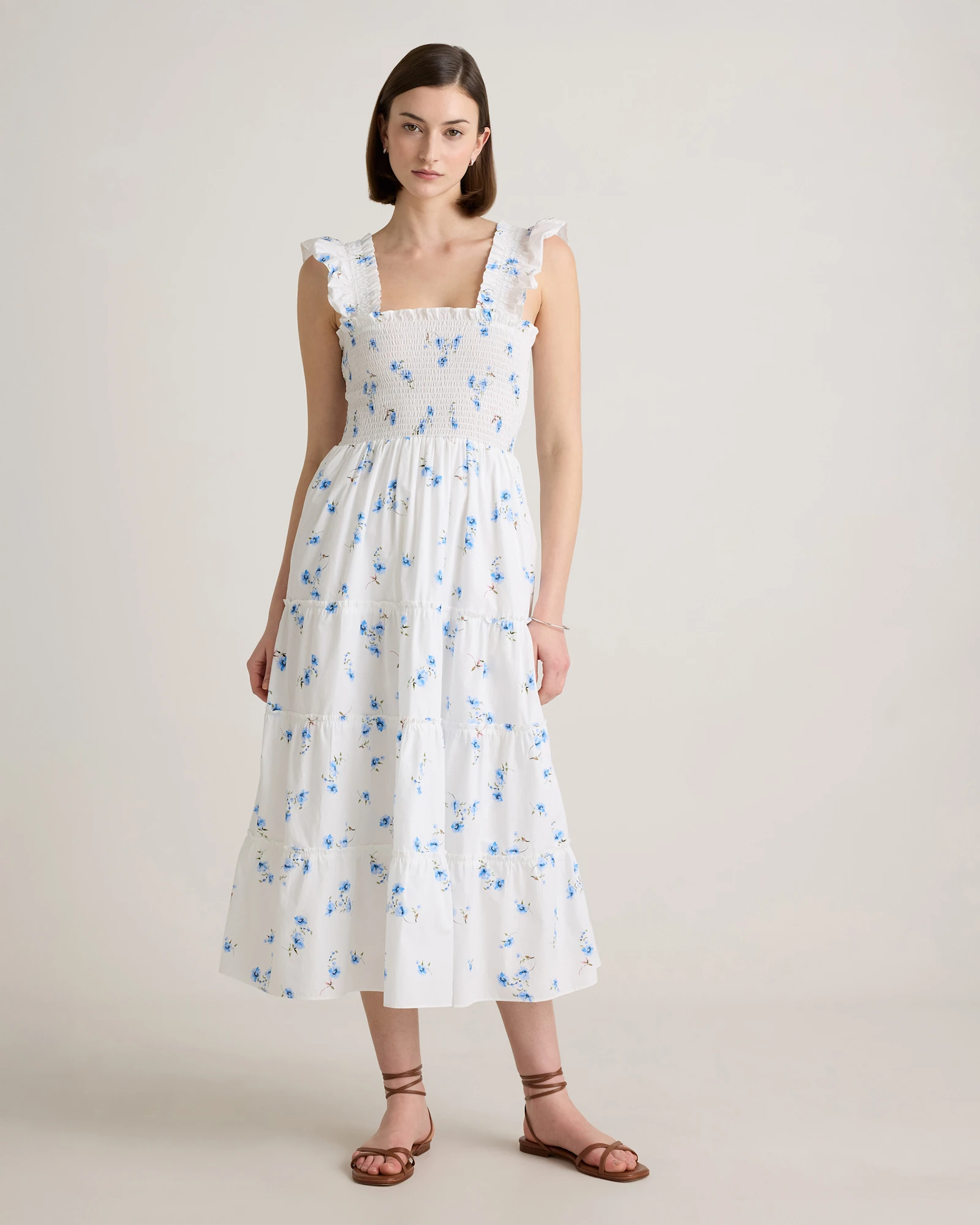 cotton poplin smocked midi dress Express Women's Cotton Poplin Sweetheart Tie Strap Smocked Back Midi Dress XS