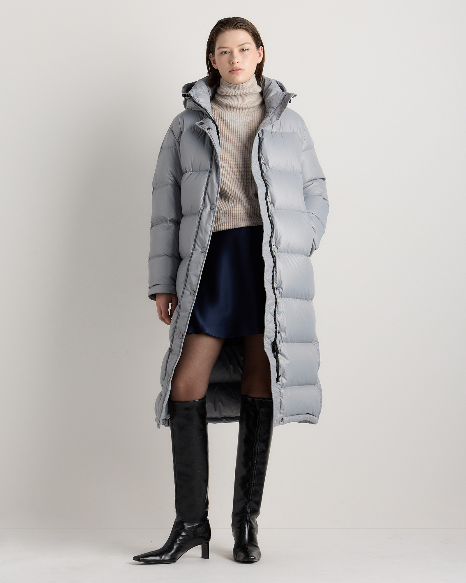 Feather Grey Blouson matelassé long en duvet responsable 