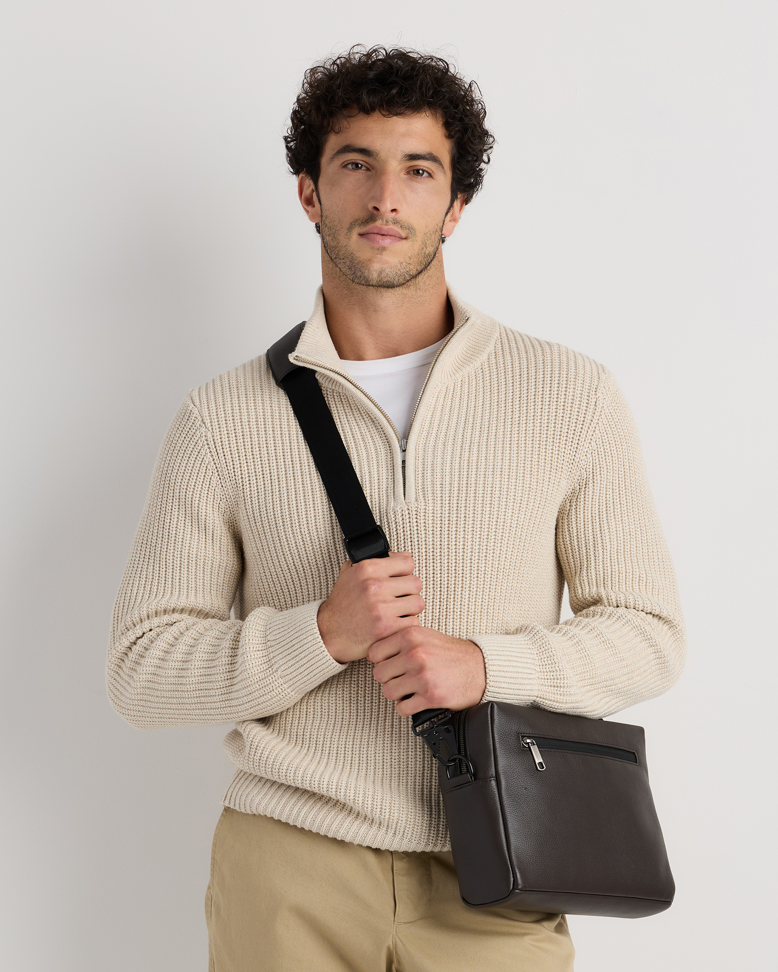 Excursion Italian Leather Crossbody Bag - thumbnail 2