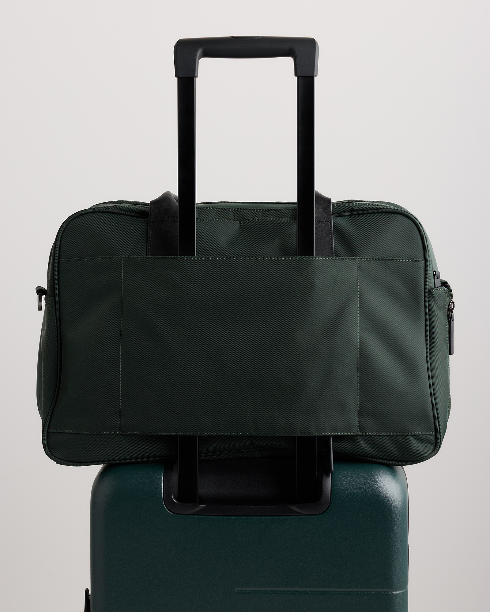 Voyage Nylon Split Travel Bag in Dark Green