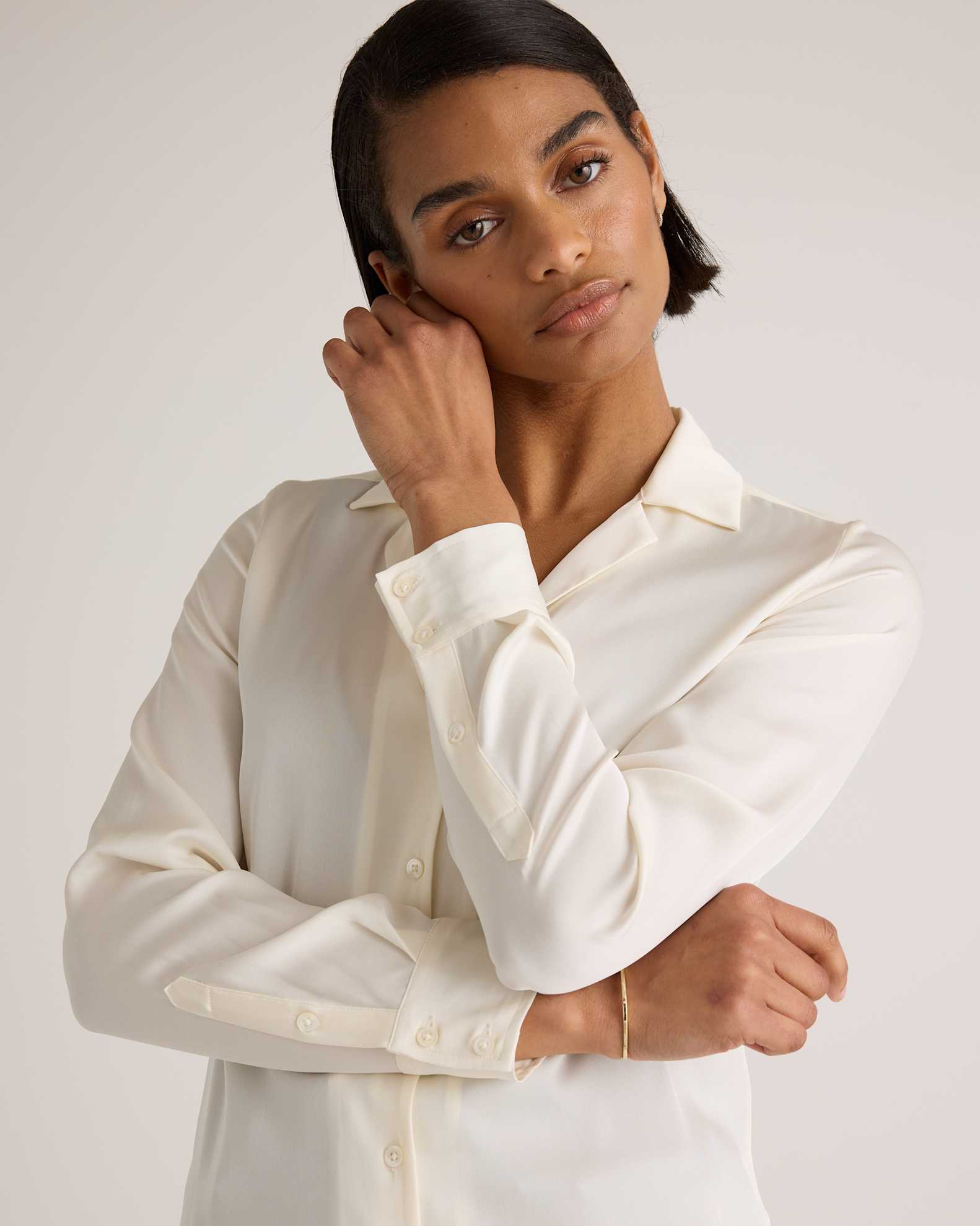 Women's 100% Washable Silk Stretch Notch Collar Blouse in Ivory, Size Large by Quince Women's 100% Washable Silk Stretch Notch Collar Blouse in Ivory, Size Large by Quince