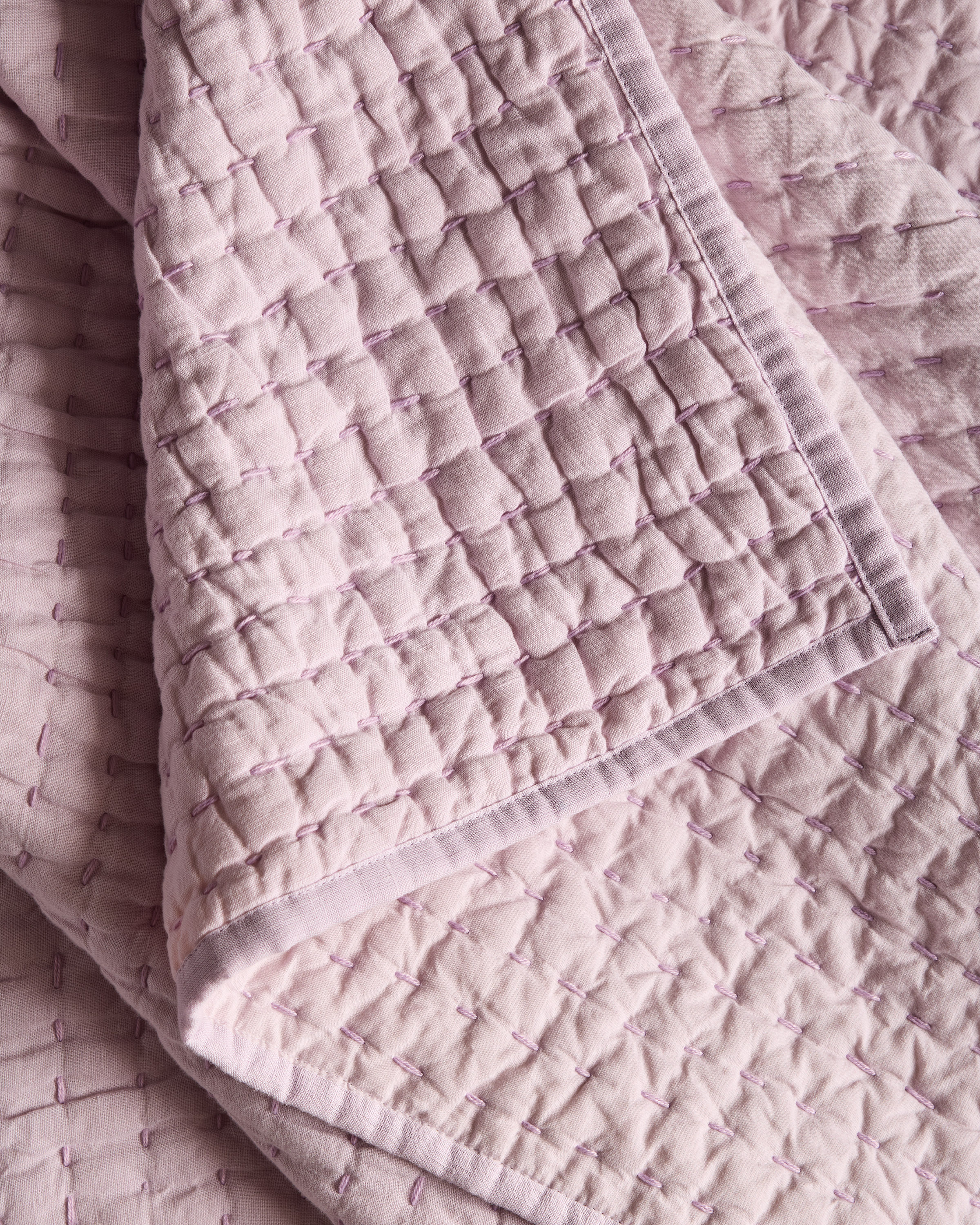 European Linen Cotton Stitch Quilt Set in Orchid
