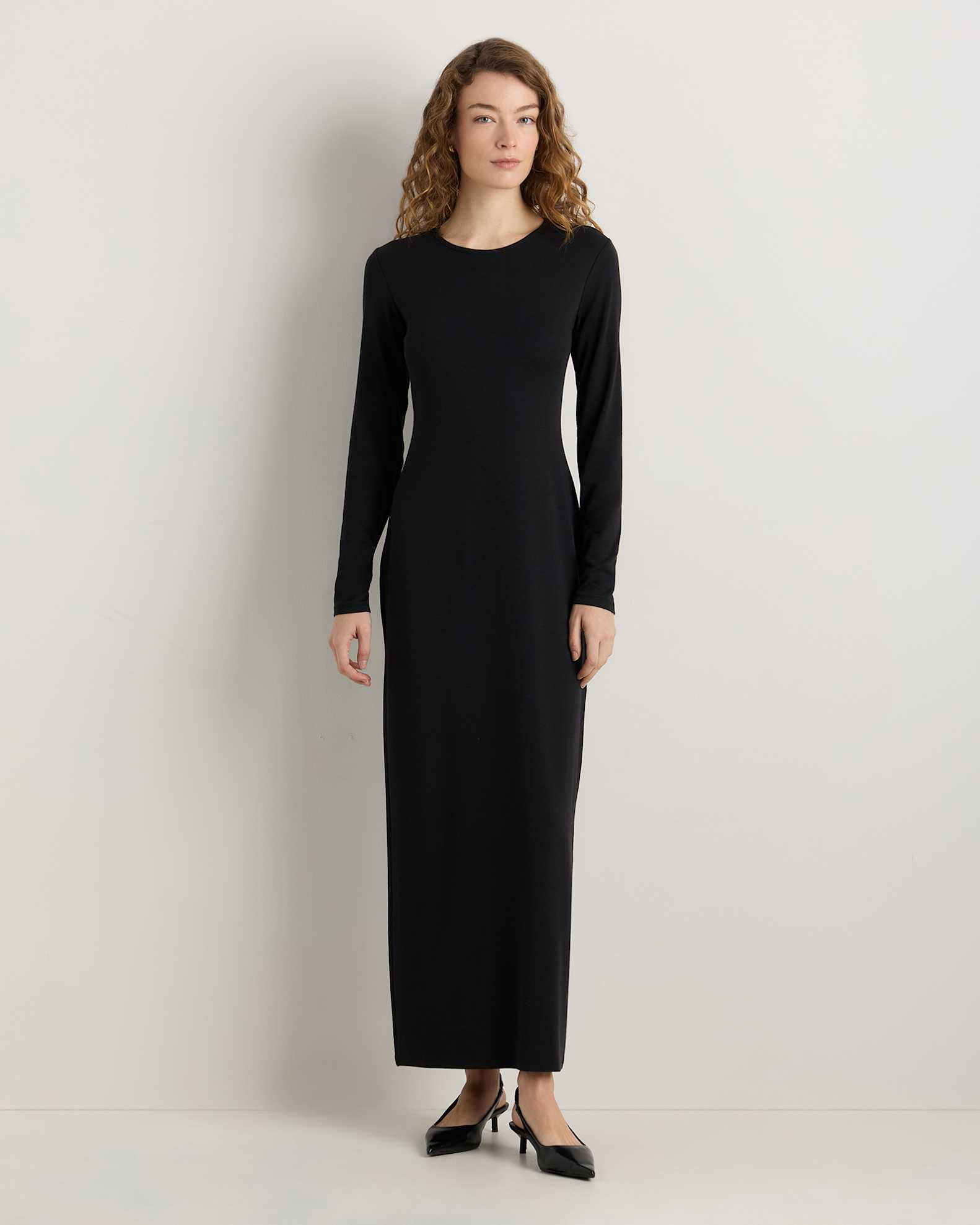 Women's Long Sleeve Knit Maxi Dress in True Black, Size XS, Tencel by Quince Women's Long Sleeve Knit Maxi Dress in True Black, Size XS, Tencel by Quince