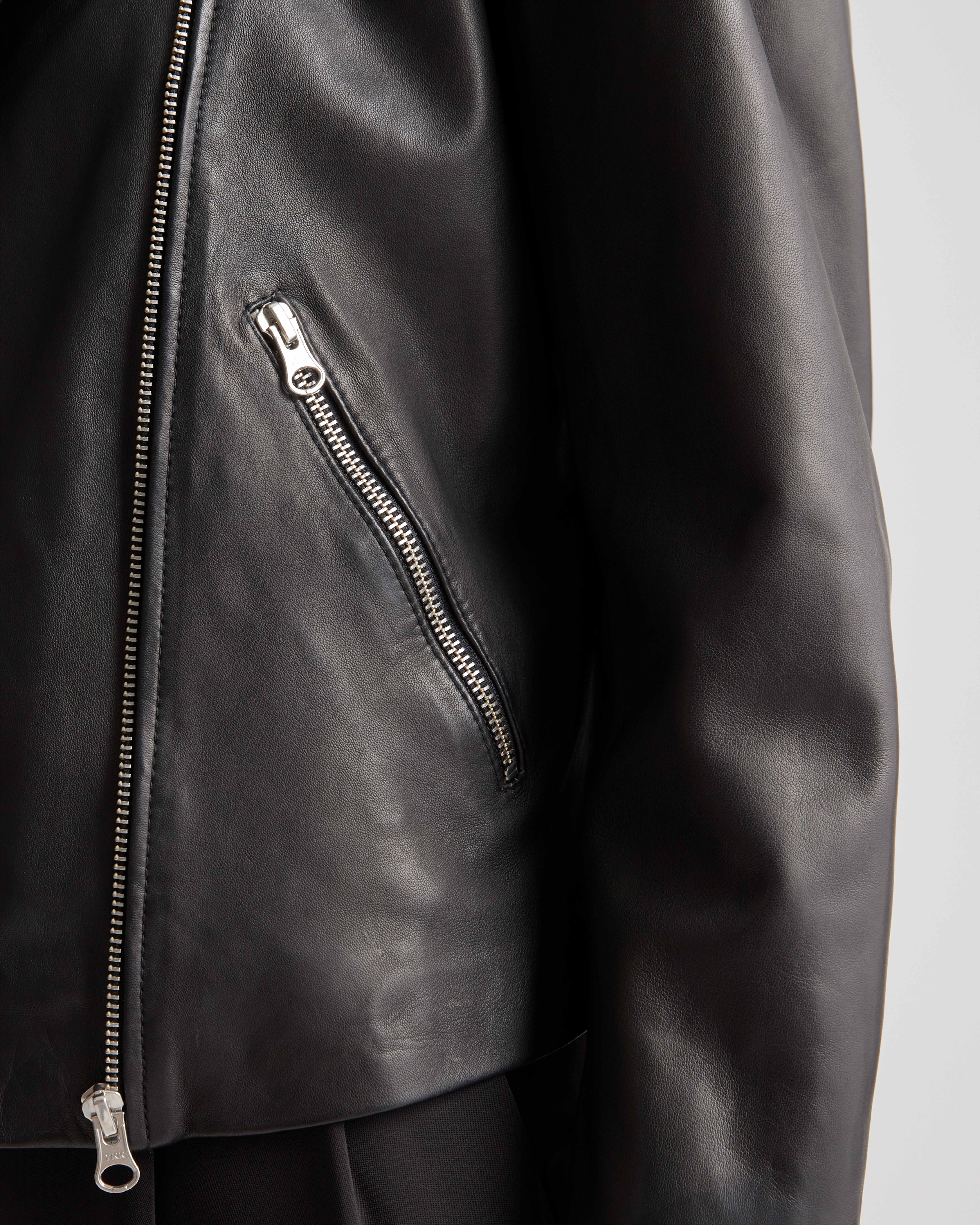 W-JKT-45-BLK 2097