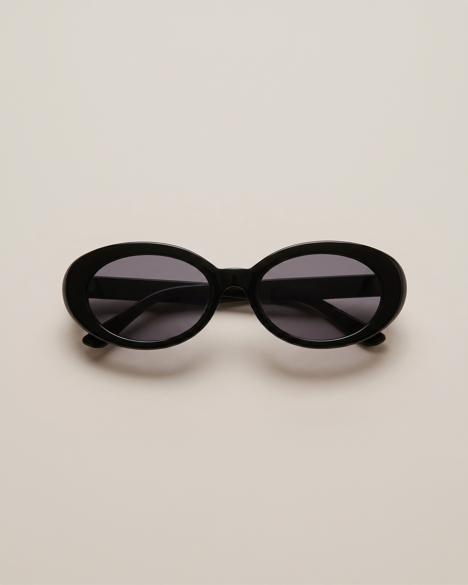 Black with Grey lens Lunettes de soleil Bali polarisées en acétate