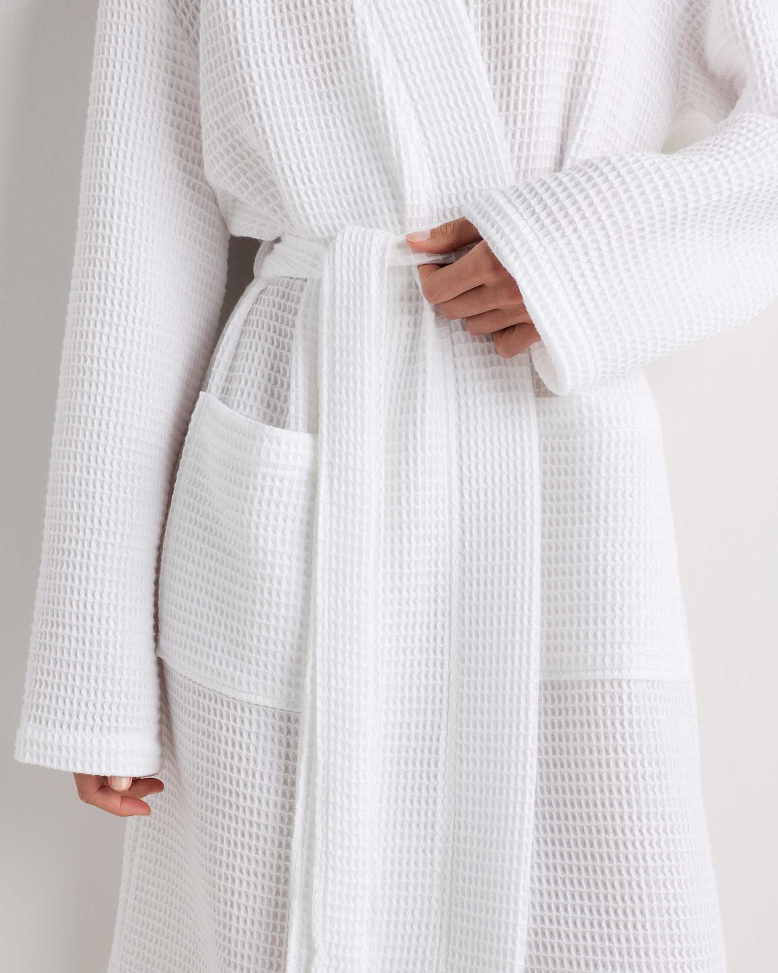 Organic Turkish Waffle Robe in White, Size Medium, Cotton by Quince Organic Turkish Waffle Robe in White, Size Medium, Cotton by Quince