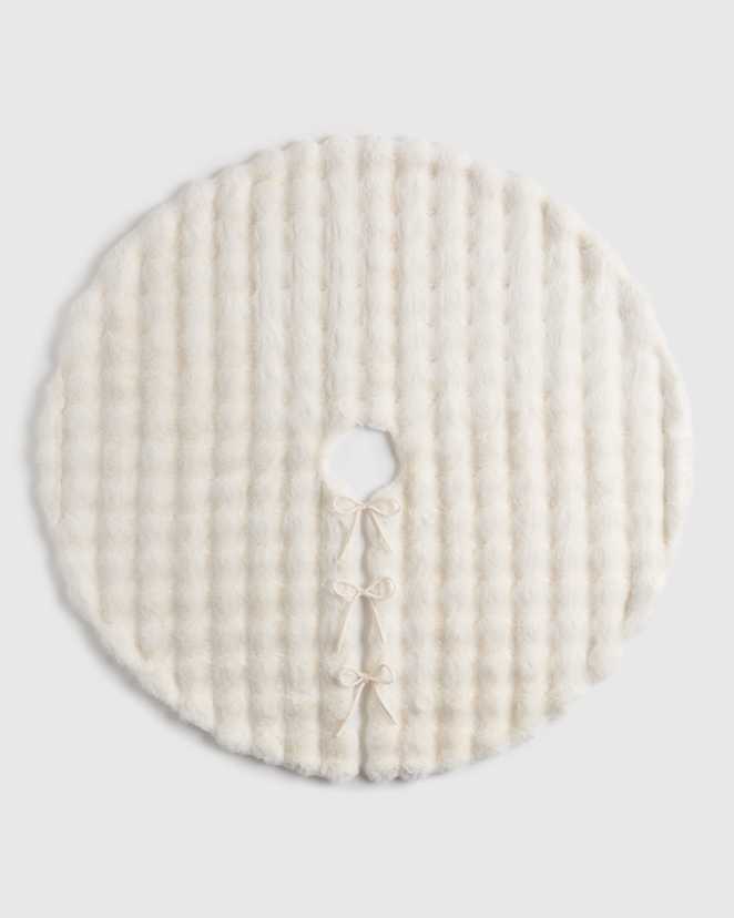 Ivory Faux Fur Tree Skirt