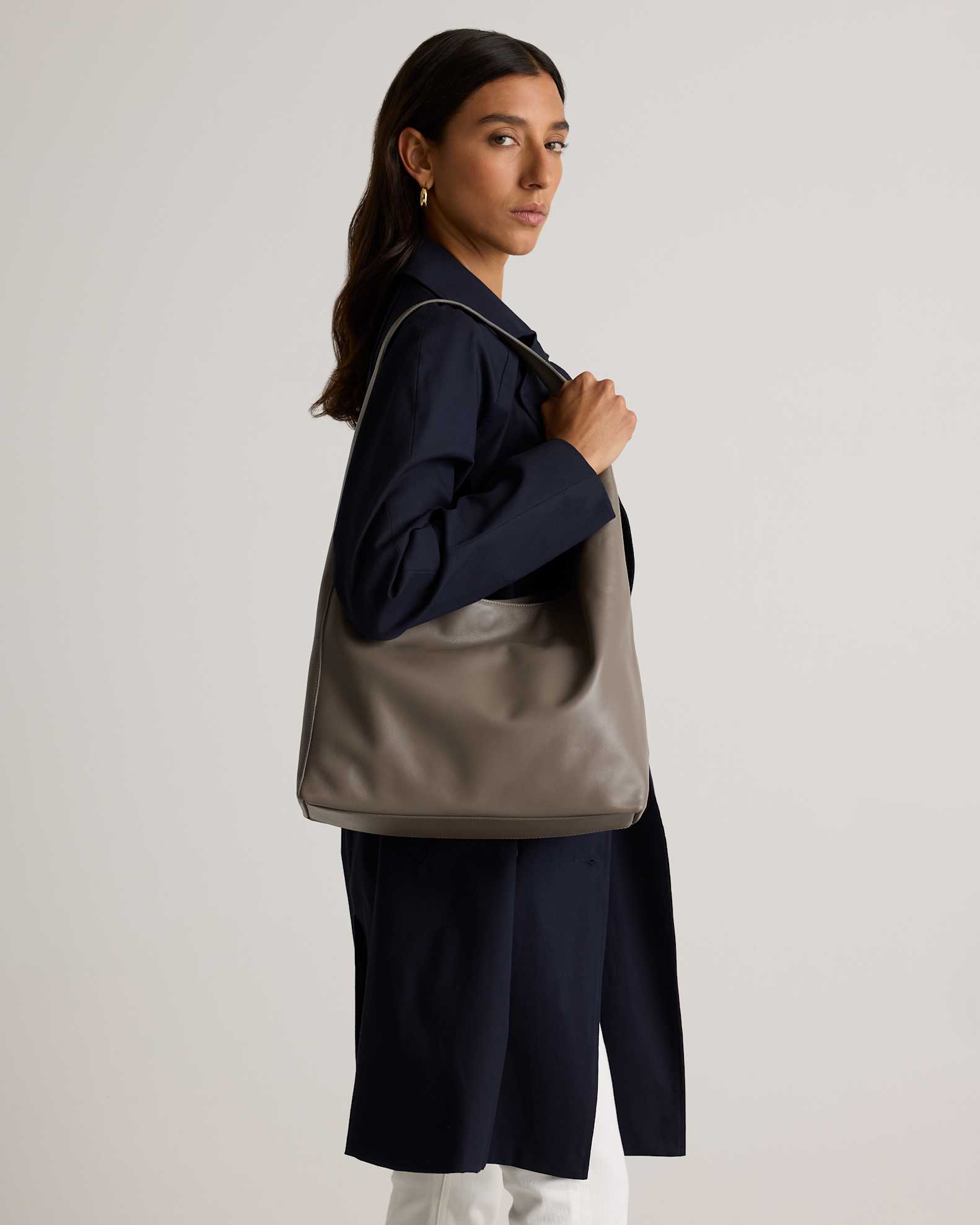 Borsa a Tracolla Nuova Con Etichette Quince Italiana Pelle Scamosciata Borsa a Tracolla Nuova Con Etichette Quince Italiana Pelle Scamosciata
