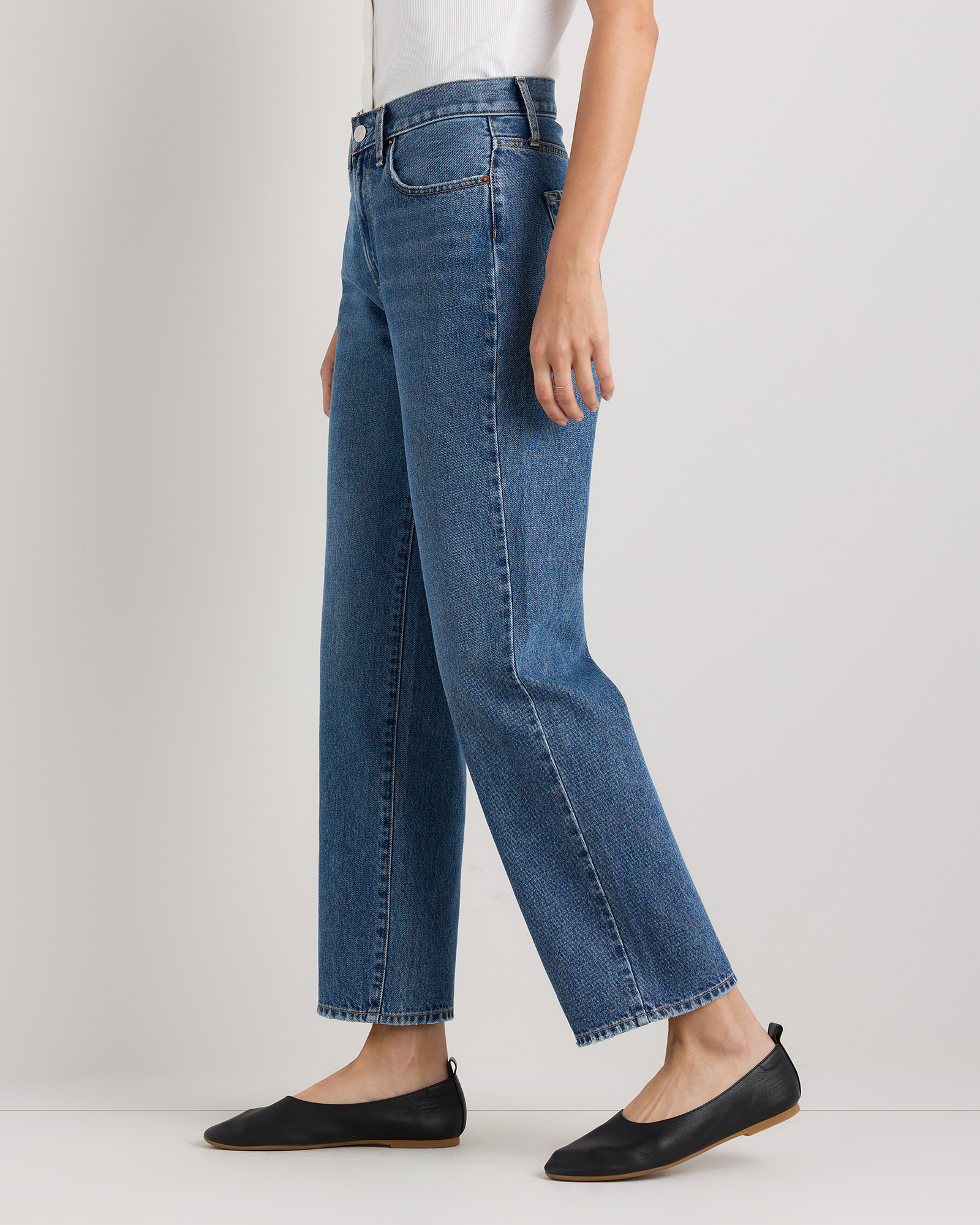 Bella Rigid Straight Jeans in Horizon Blue