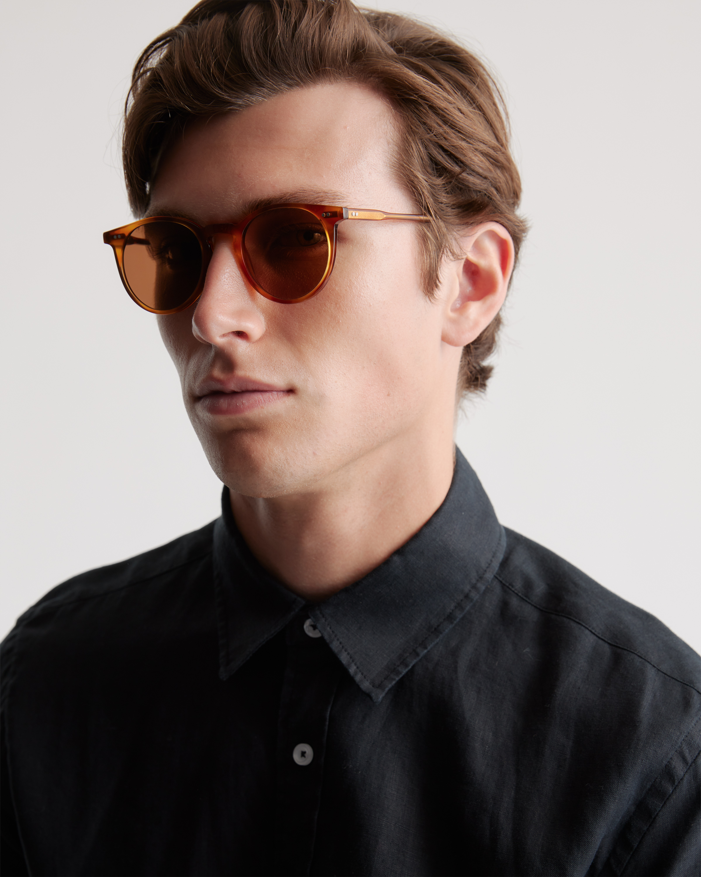 NWT Quince Noah Polarized Acetate Sunglasses Tortoise with Brown Lenses Noah Polarized Acetate Sunglasses in Clear Brown with Brown lens main image 3