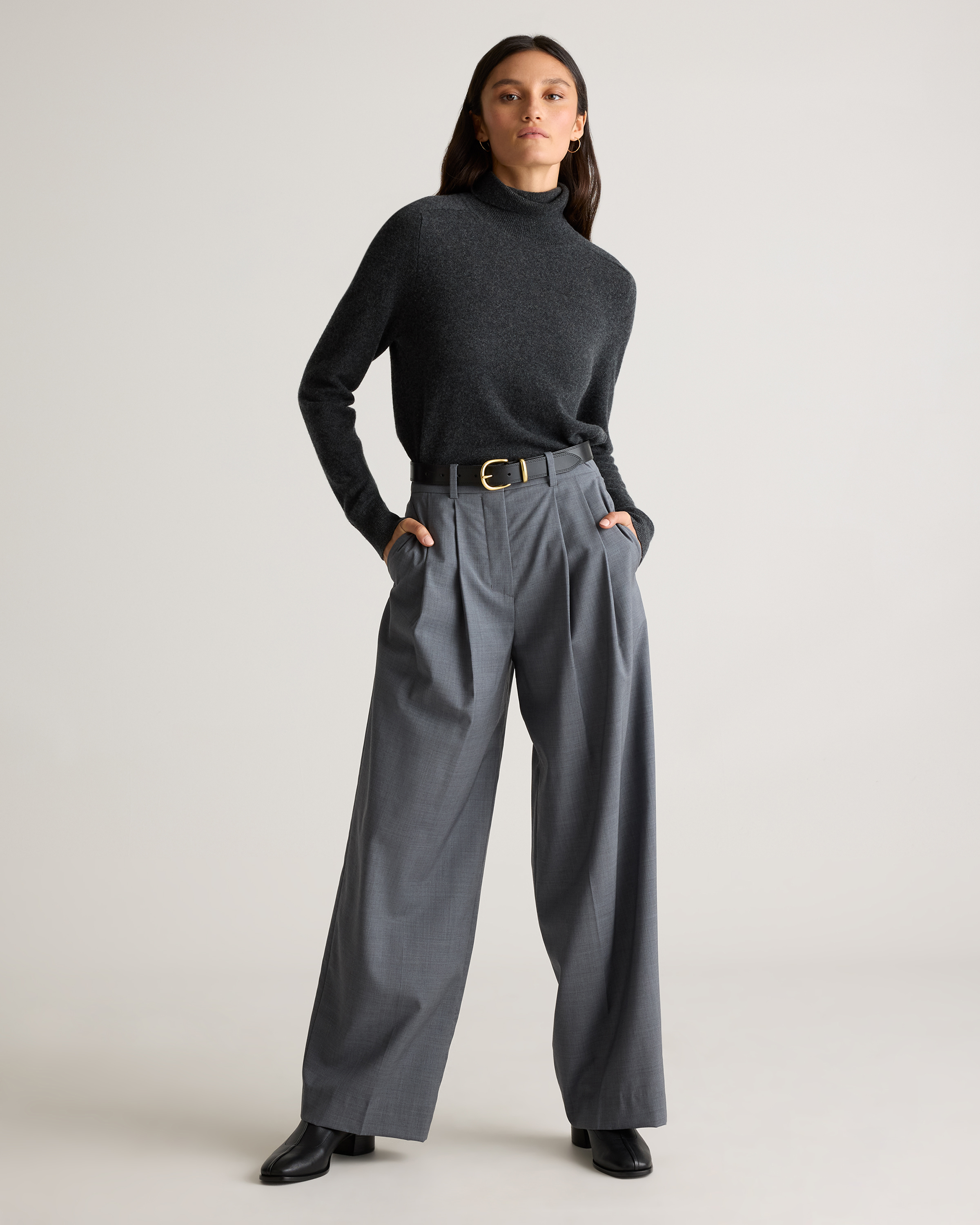 Allegra European Leather Belt in Black display picture 2