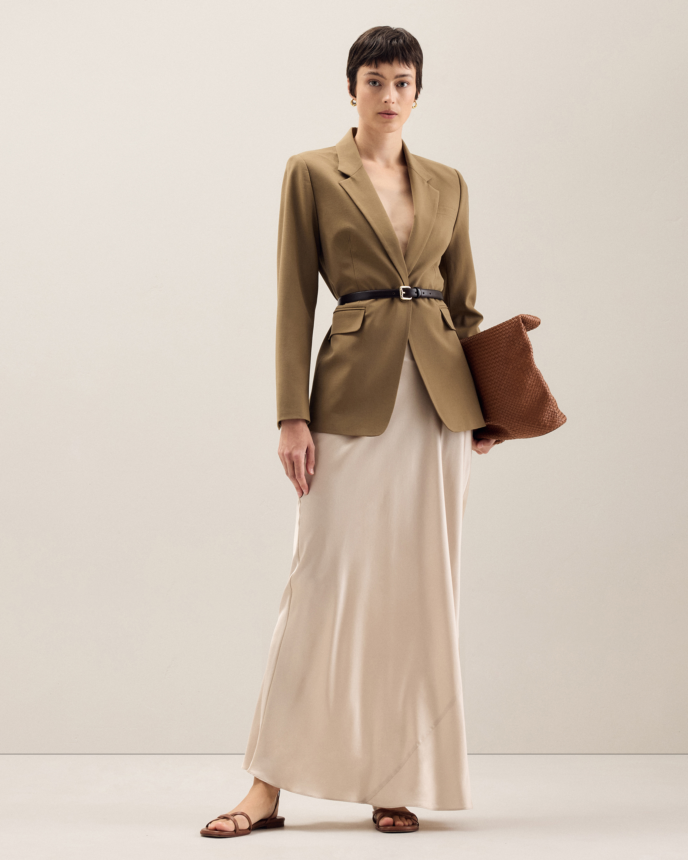 Capsule Wardrobe 07-8740 EDITED