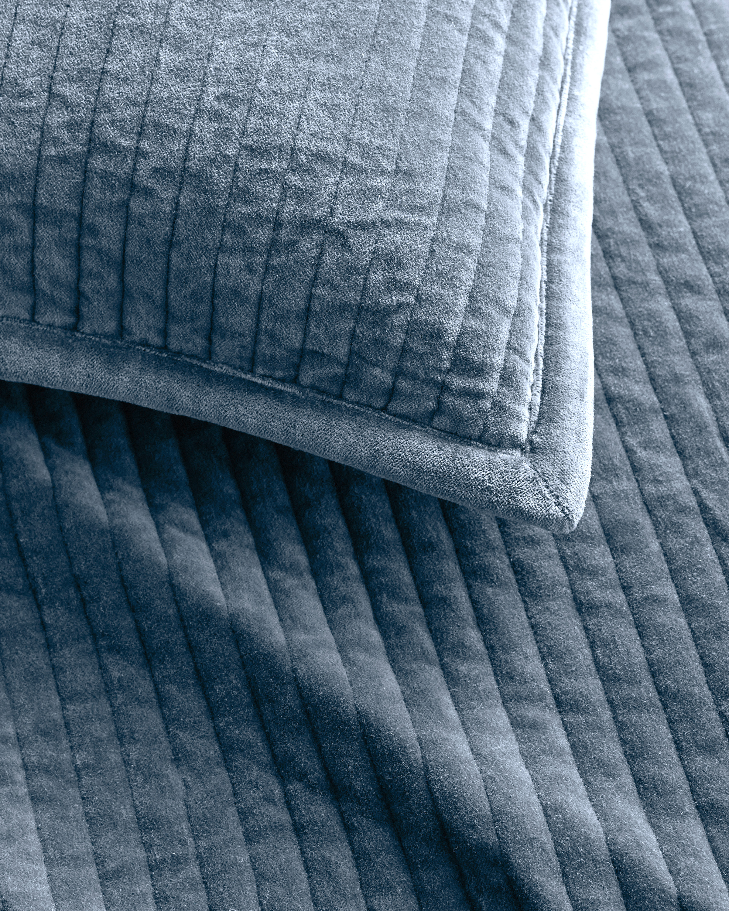 Quince Cotton Velvet Channel Quilt - Thumbnail 4