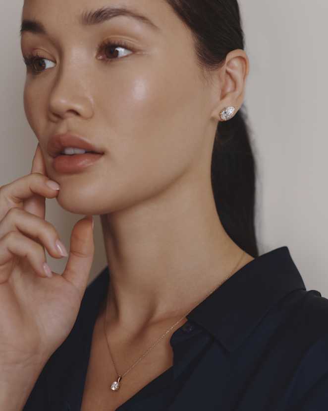 Occasional Dressing Editorial 12-1838 065 EDITED