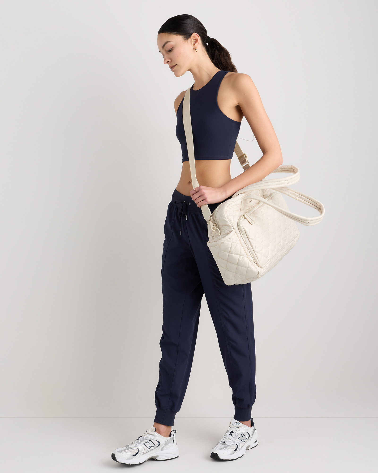 Quilted Duffle Bag - thumbnail 10