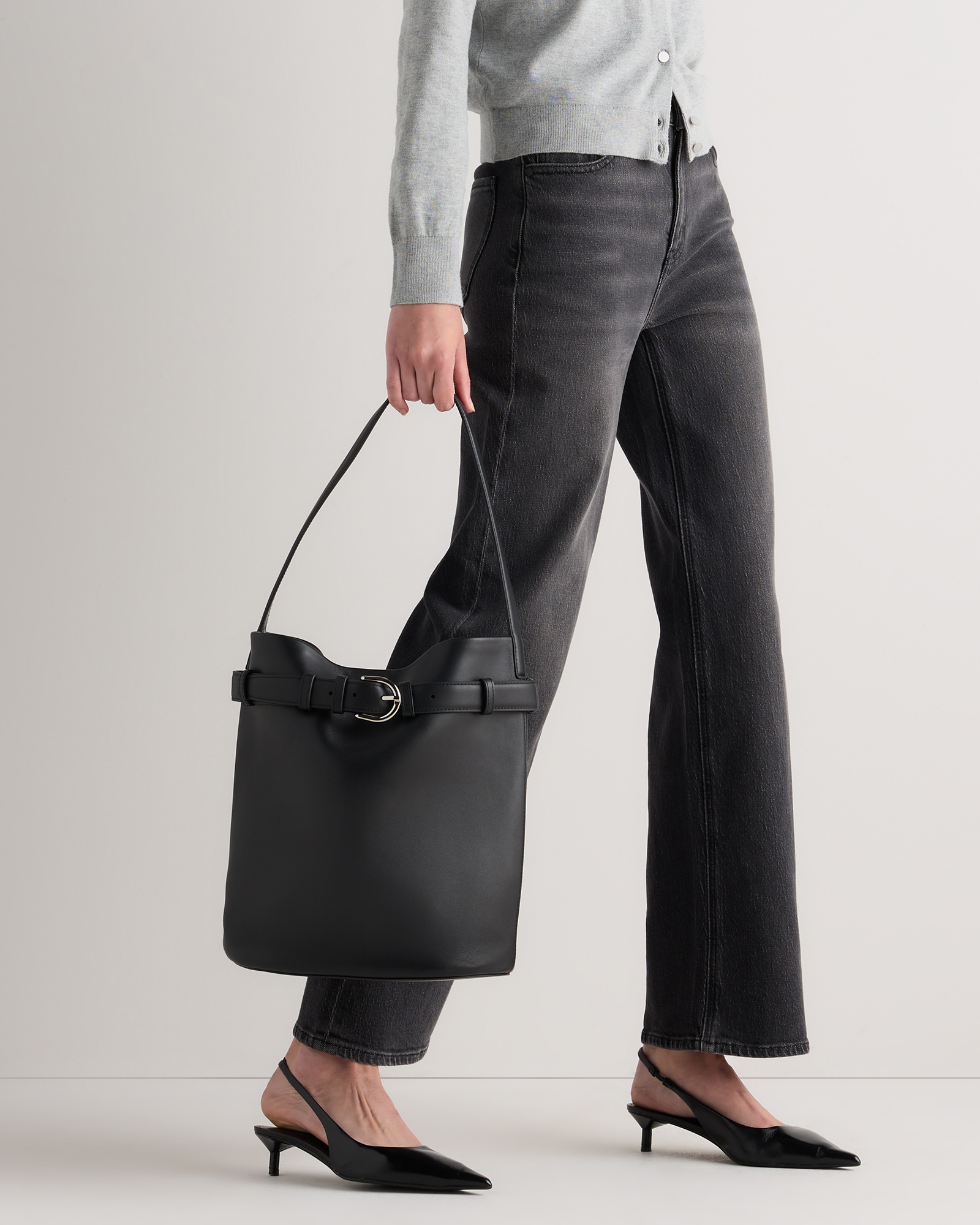 Chiara Belted Bucket Bag - thumbnail 6