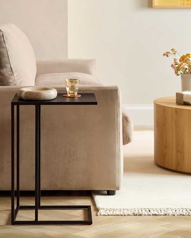 U-FURN-228-BLK-02
