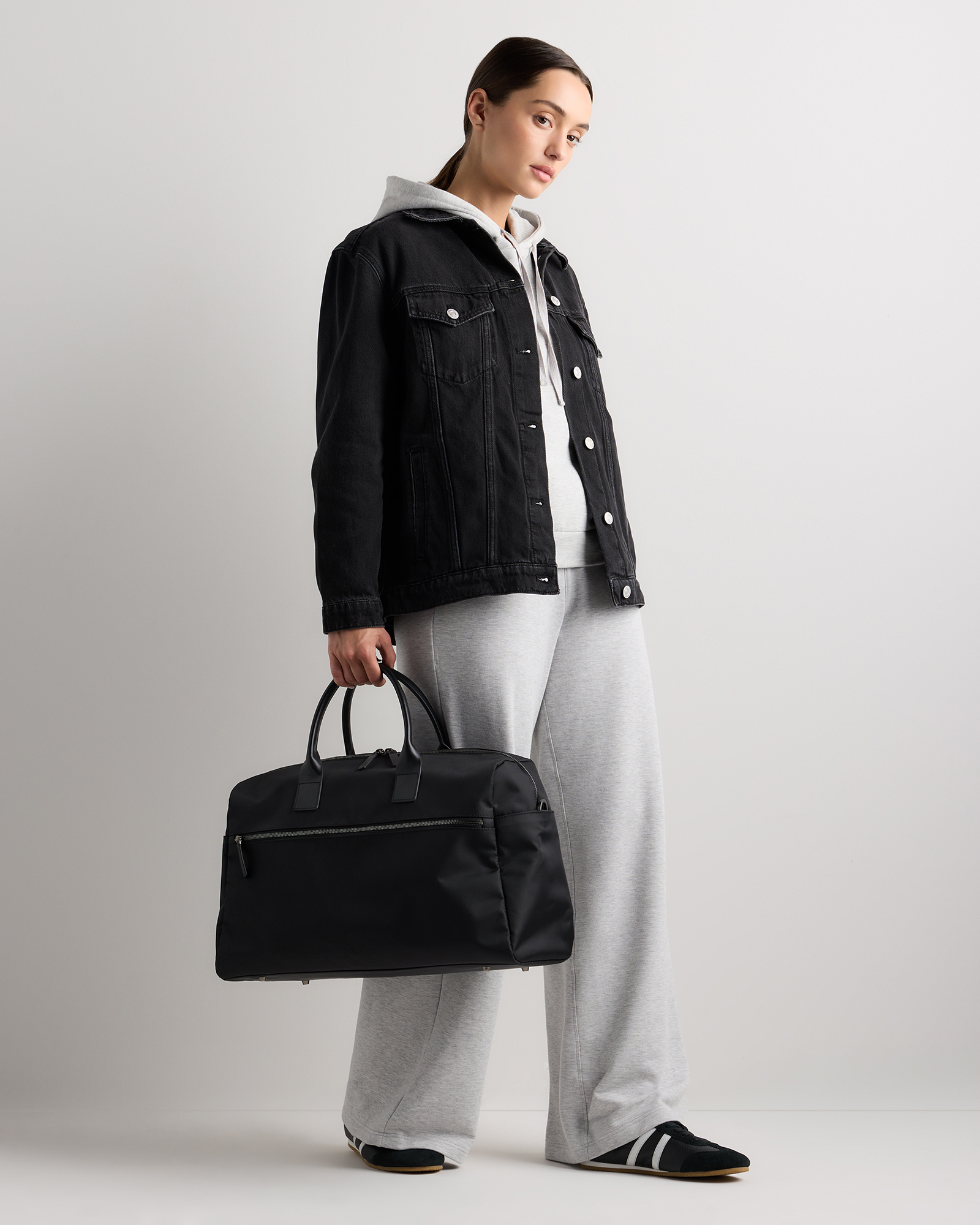 VOYAGEページ Voyage Nylon Travel Duffle in Black
