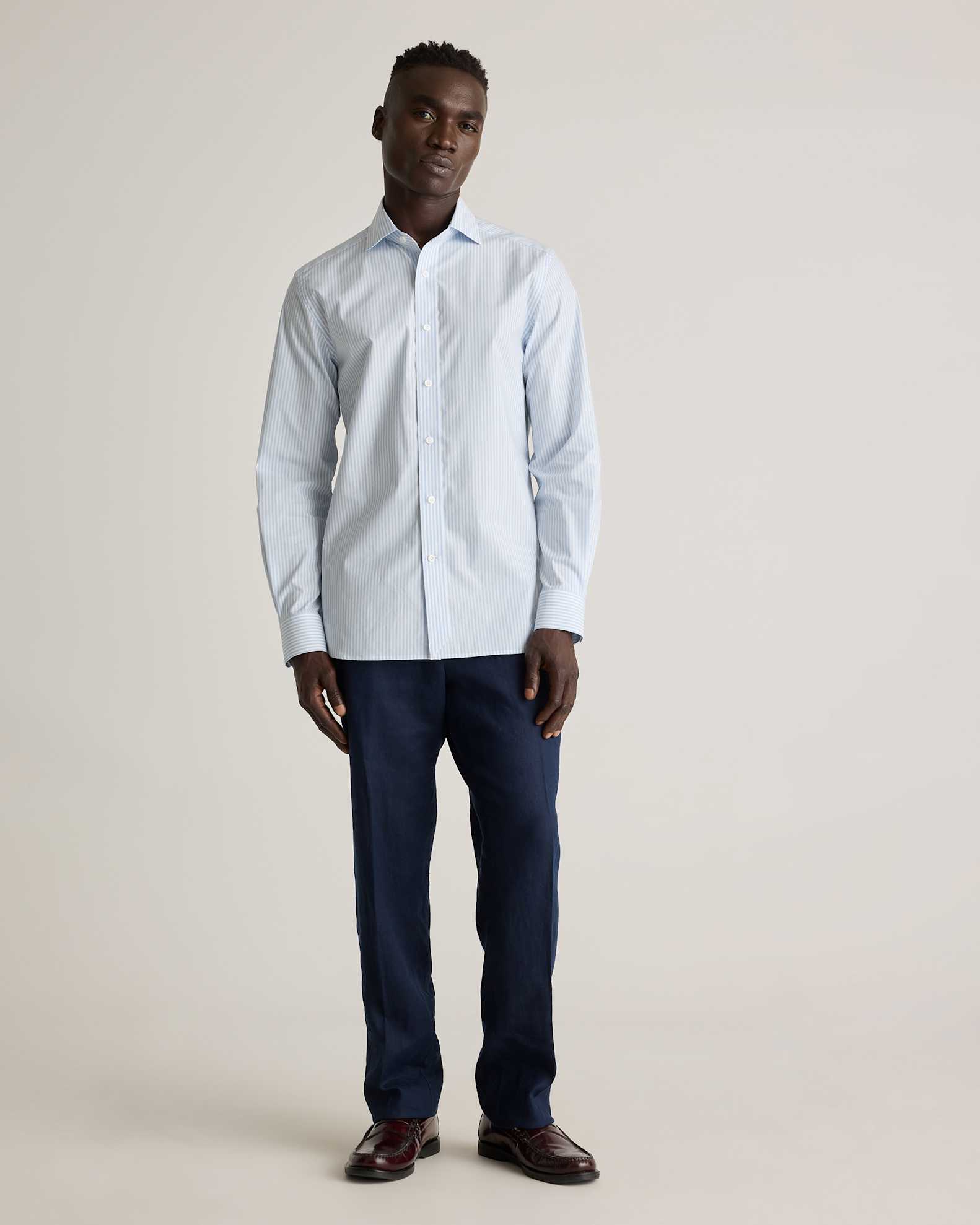 Men's Stretch Poplin Dress Shirt in Light Blue/White Stripe, Size Large, Organic Cotton by Quince Men's Stretch Poplin Dress Shirt in Light Blue/White Stripe, Size Large, Organic Cotton by Quince