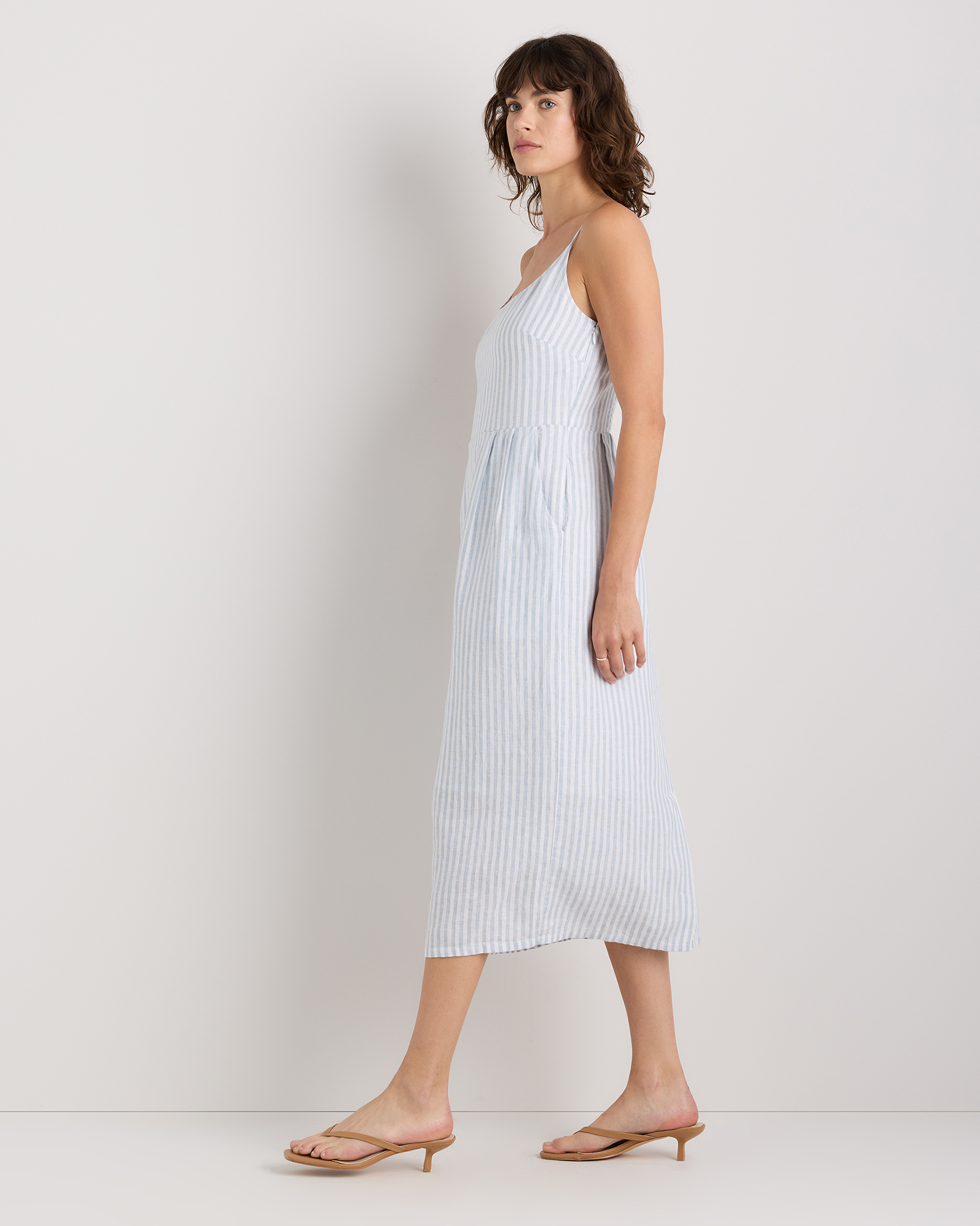 Women's 100% European Linen Scoop Neck Midi Dress in Sky Blue Mariner Stripe, Size Large by Quince