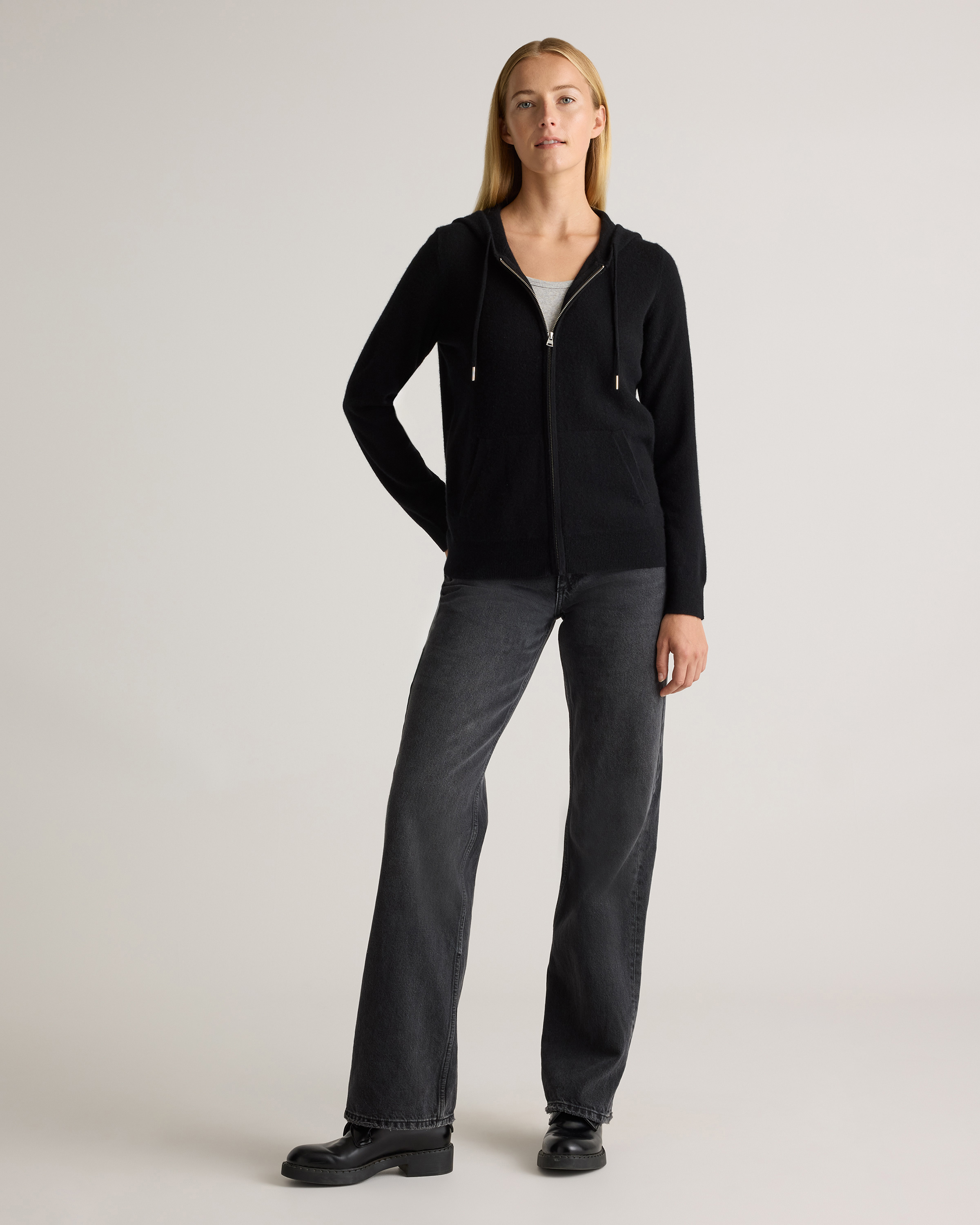 【値下げ】WANDERRUNG recycle cashmere hoodie カシミヤパーカー WRKNF 007 ネイビー サイズ：1 (EC) Cashmere_Cropped_Zip_Up_Hoodie