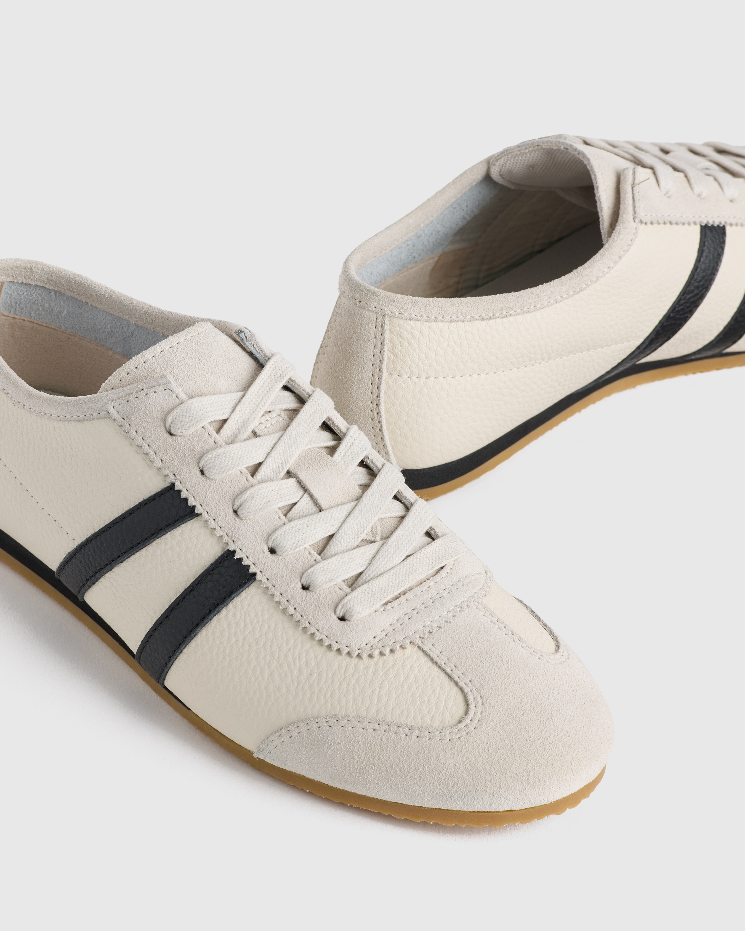eurokenvy ユーロケンビー　Italian Emboss Leather Italian Leather & Suede Low Profile Sneaker in Birch