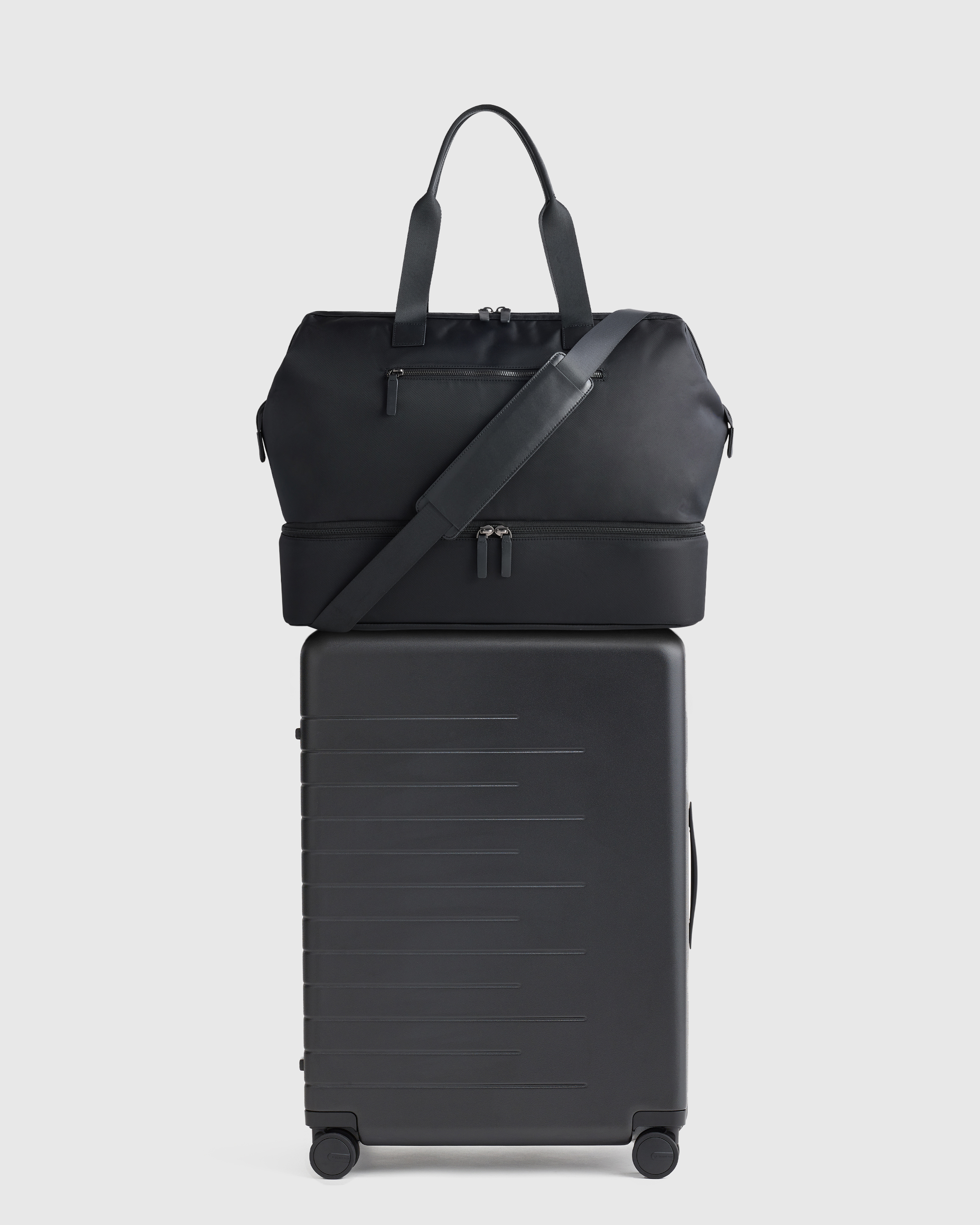 Medium check in Black