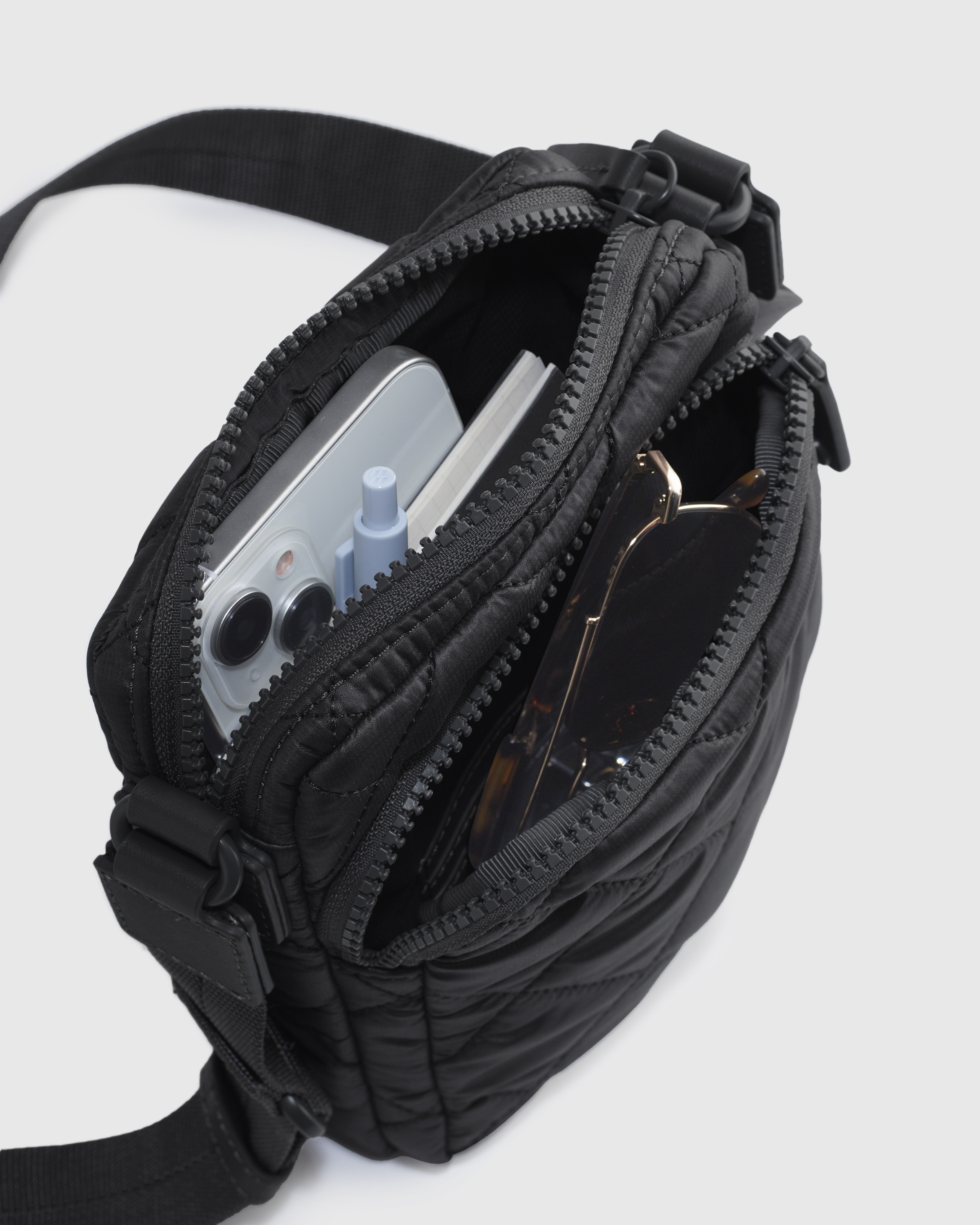 Transit Quilted Phone Crossbody in Black