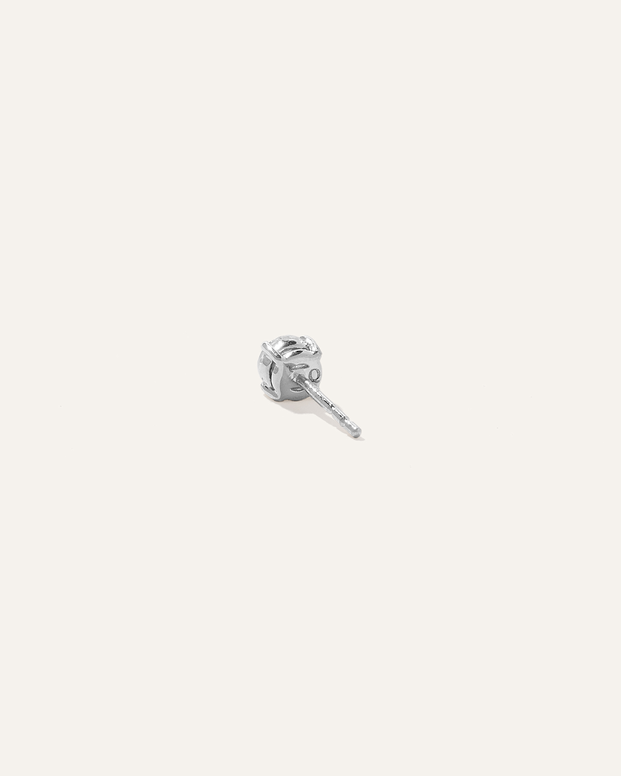 Boucles D'oreilles Clous En Or Blanc 14k Avec Diamants De Laboratoire 2 Carats - Taille Coussin
