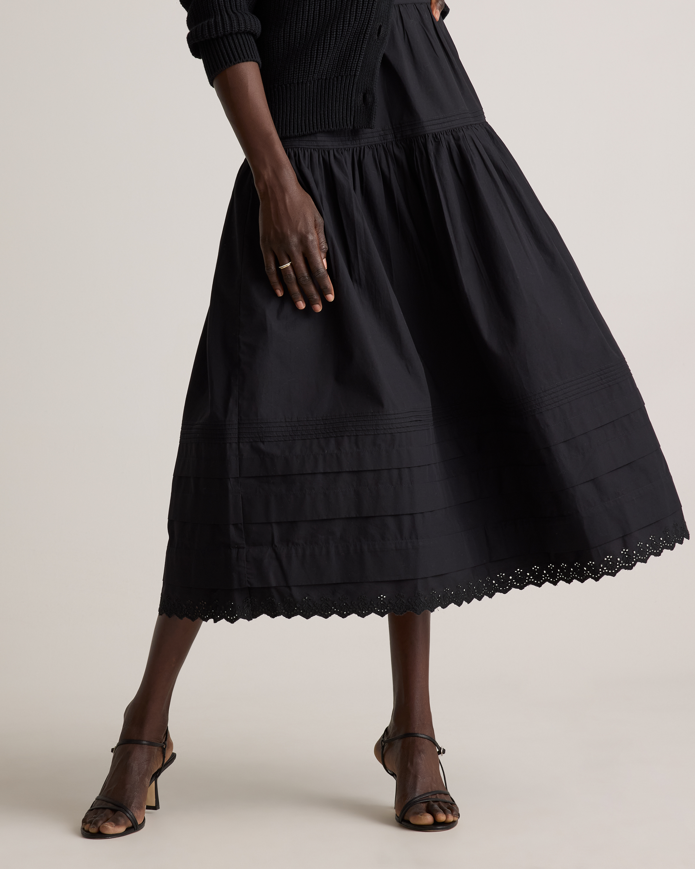 100% Organic Cotton Poplin Pintuck Maxi Skirt in Black