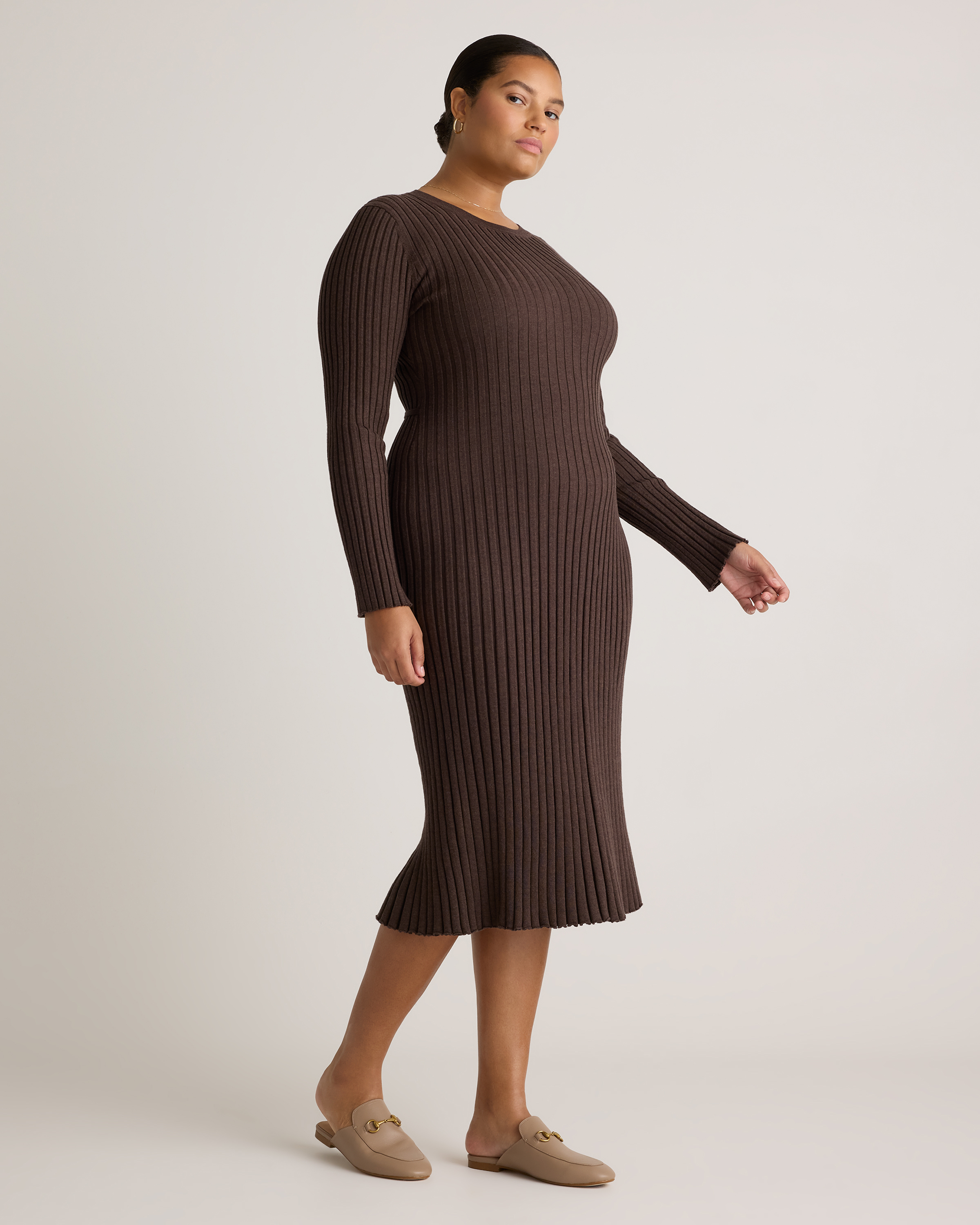 Cotton Cashmere Ribbed Long Sleeve Crew Midi Dress in Mocha Heather